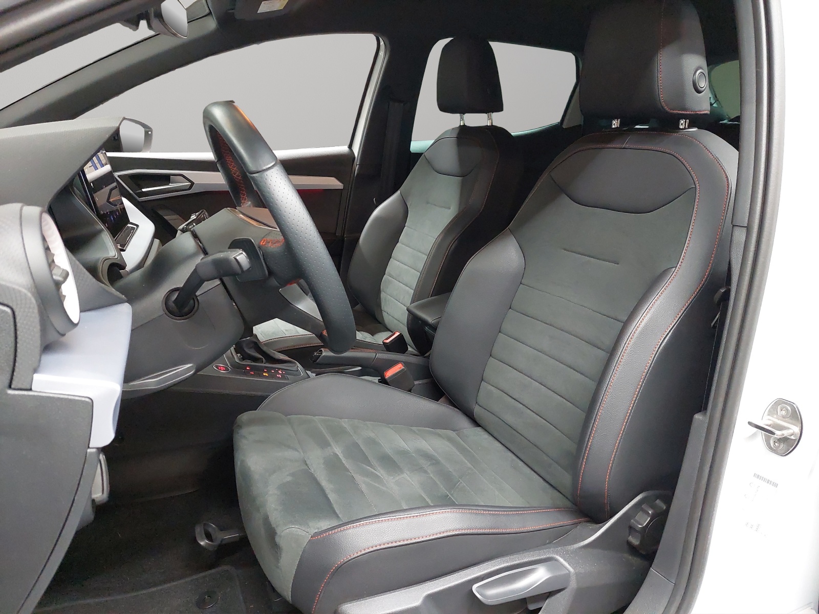 SEAT Ibiza 1.0 EcoTSI FR DSG-image-5