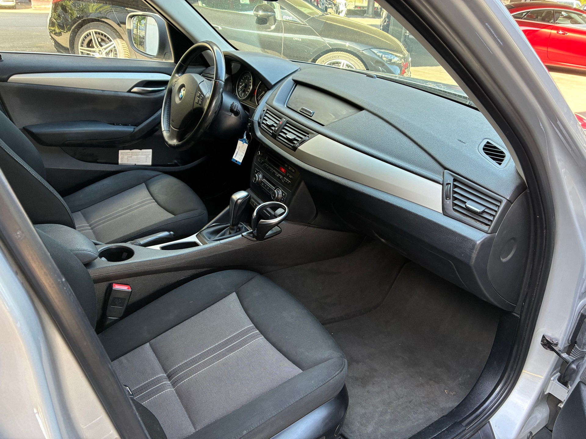 BMW X1 xDrive 23d Steptronic-image-8