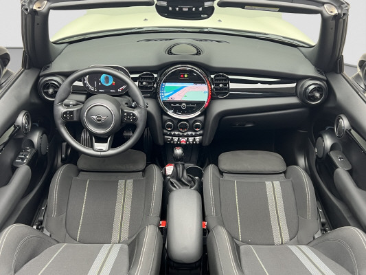 MINI Cooper S Cabriolet-image-10