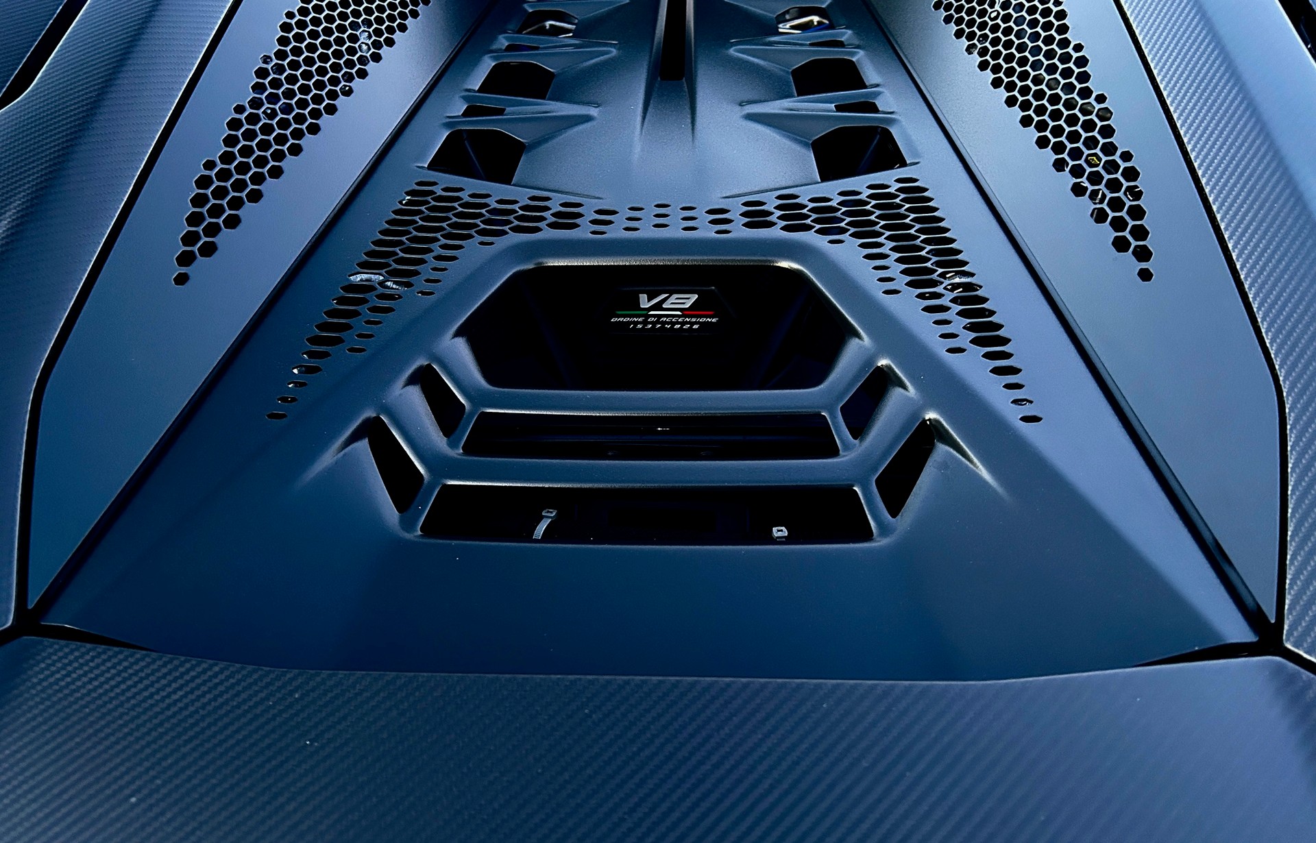 LAMBORGHINI Temerario HPEV -Allggerita Package Shiny with Livery--image-23