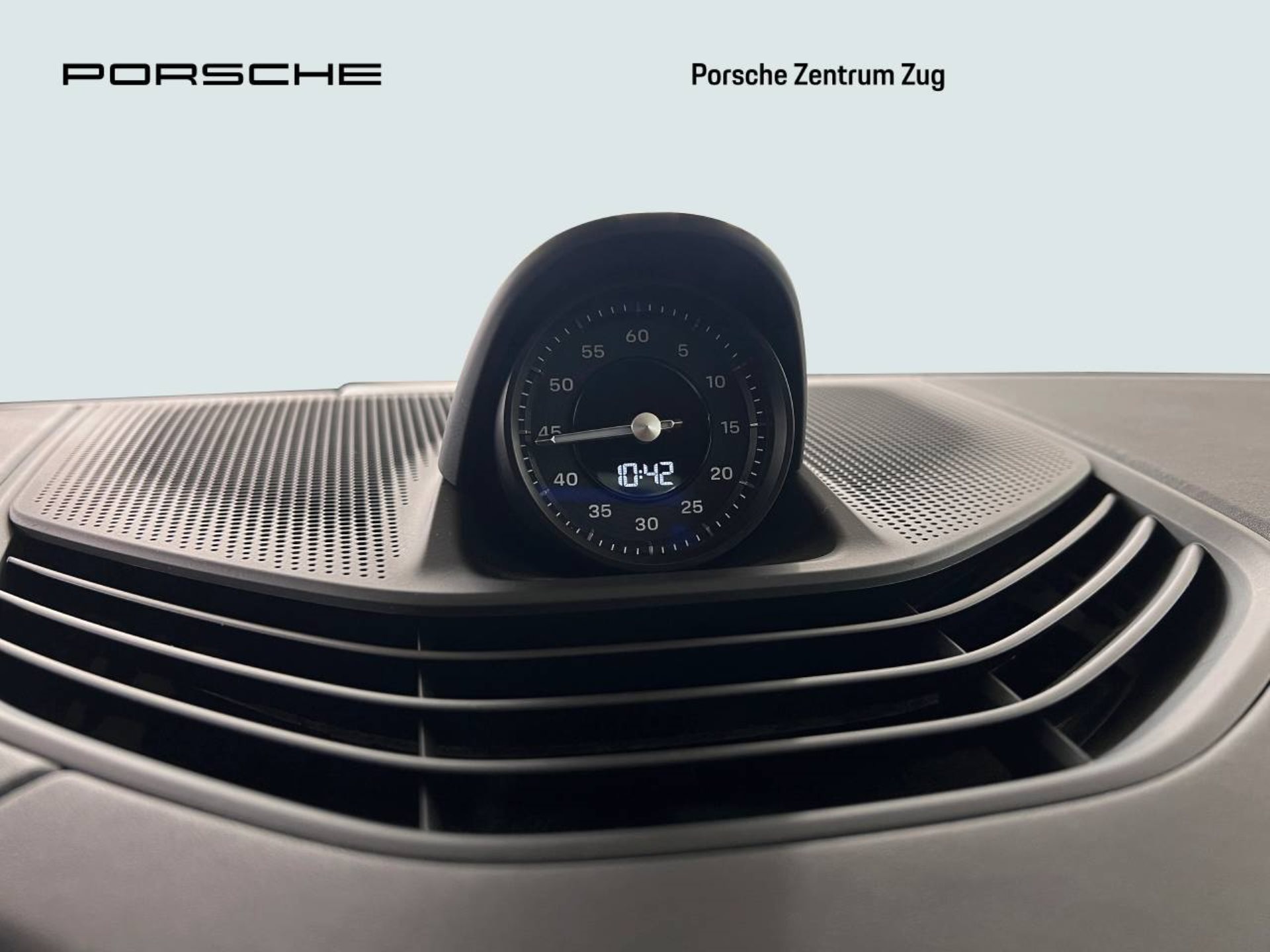 PORSCHE Taycan Turbo Sport Turismo-image-27