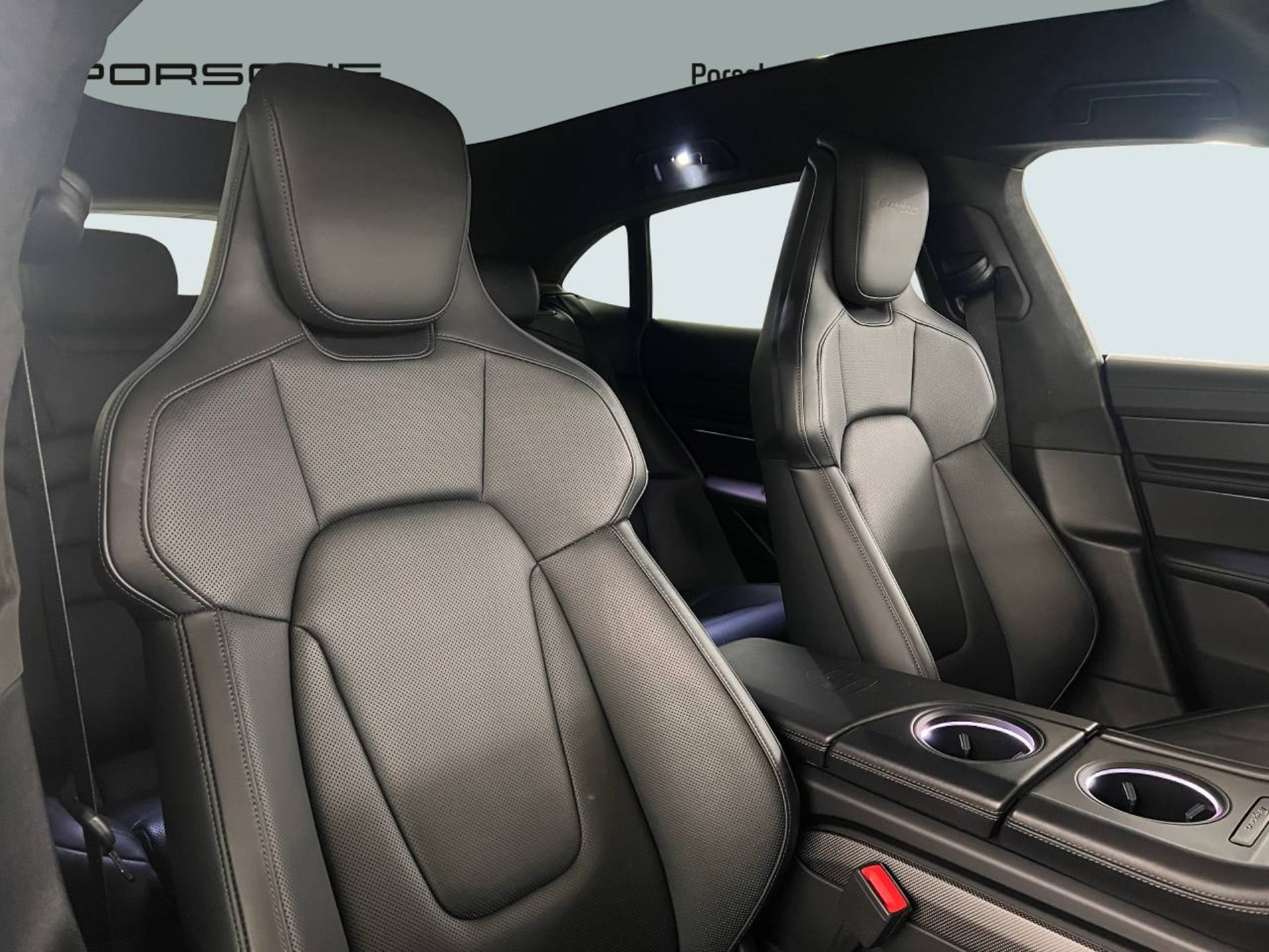 PORSCHE Taycan Turbo Sport Turismo-image-20