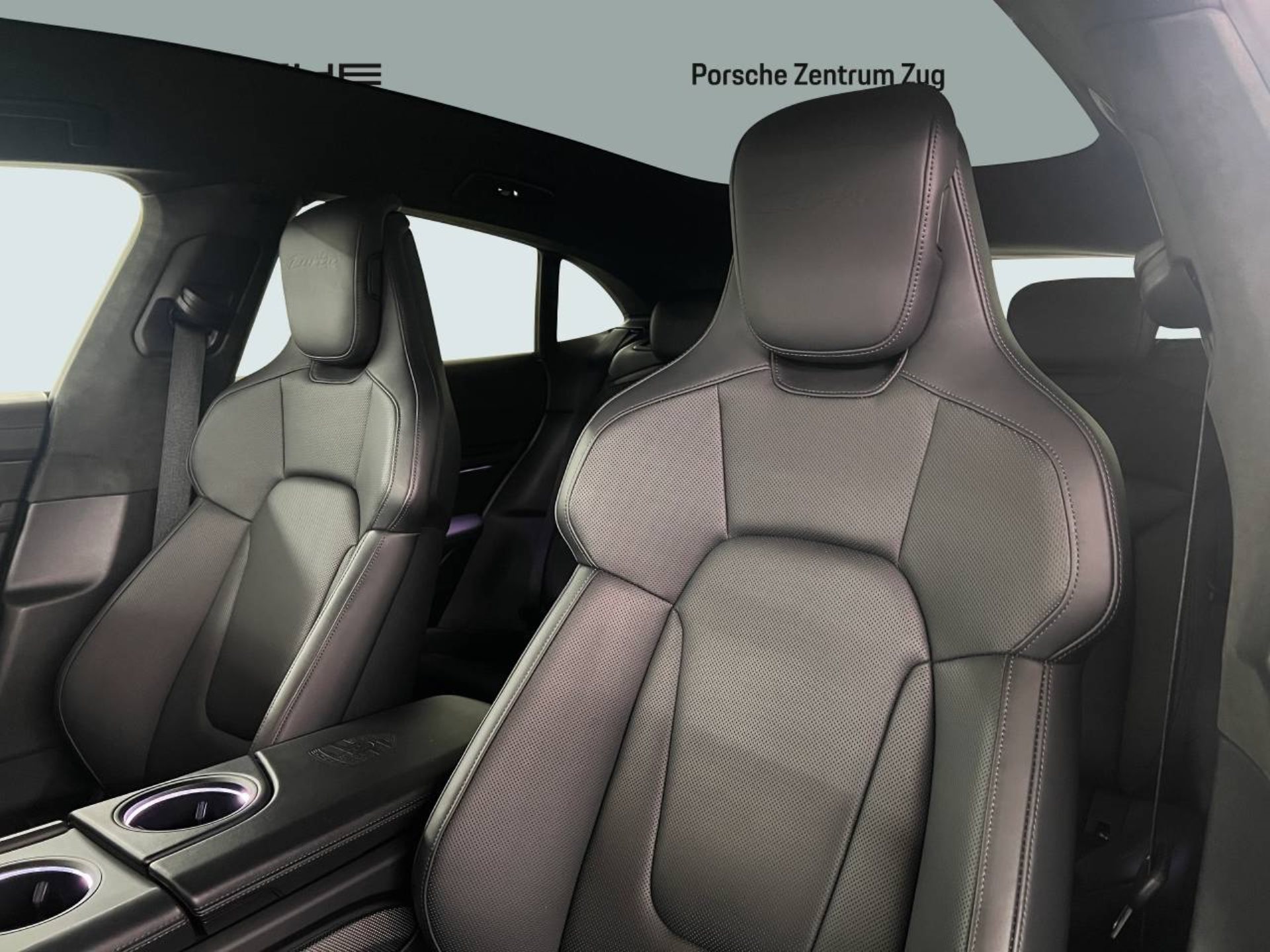 PORSCHE Taycan Turbo Sport Turismo-image-4