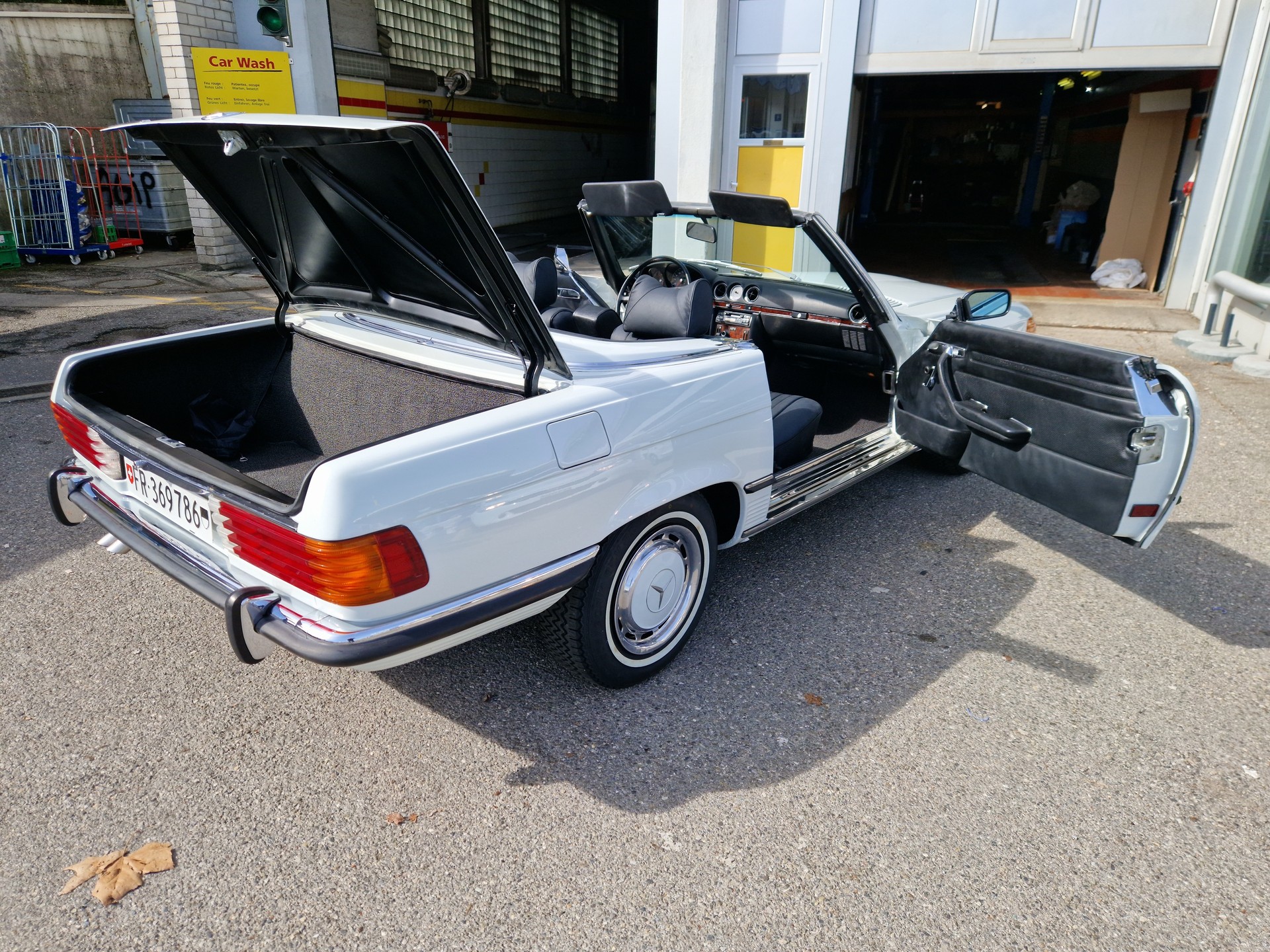 MERCEDES-BENZ SL-image-13