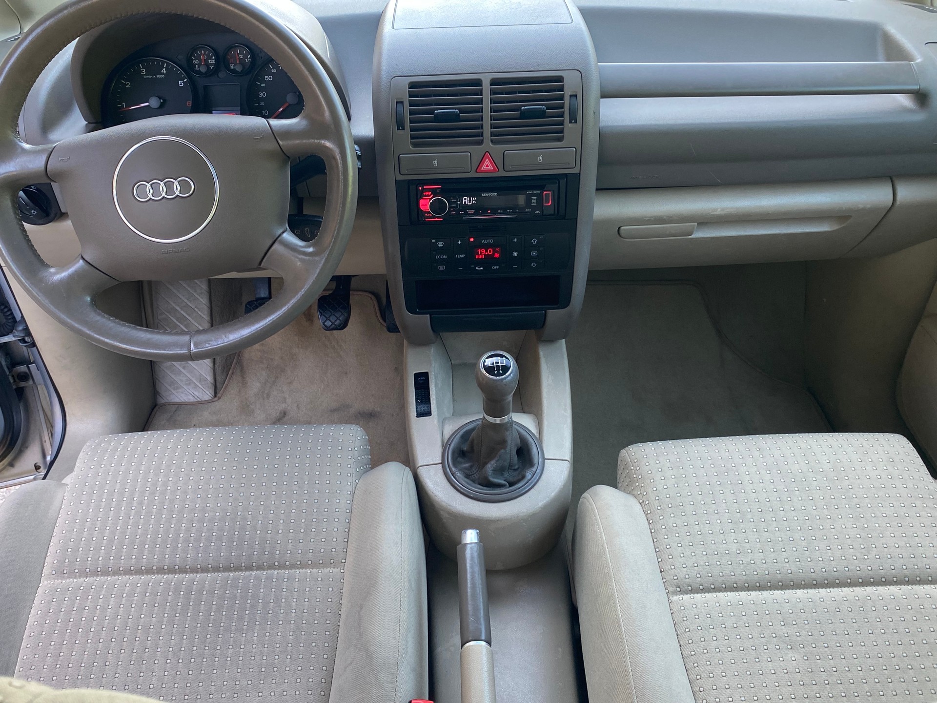 AUDI A2-image-5