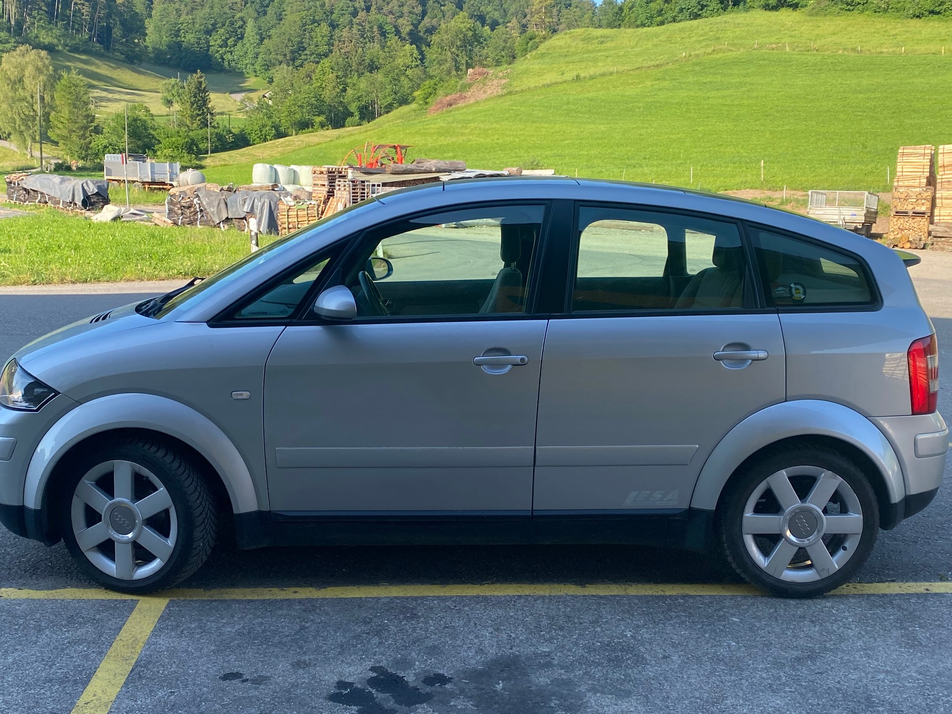 AUDI A2-image-1