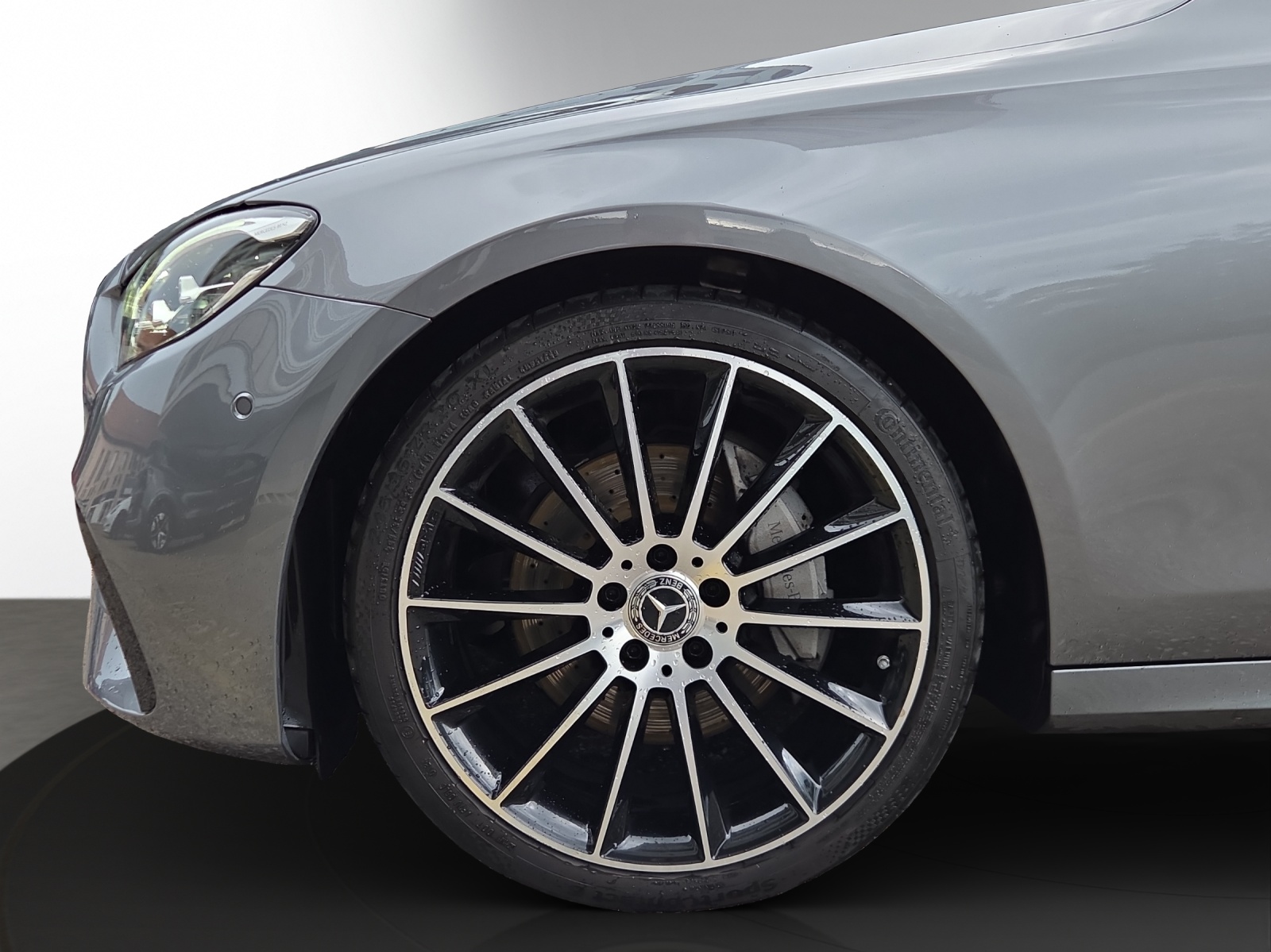 Image MERCEDES-BENZ E-220 E 220 d T AMG Line 9G-Tronic