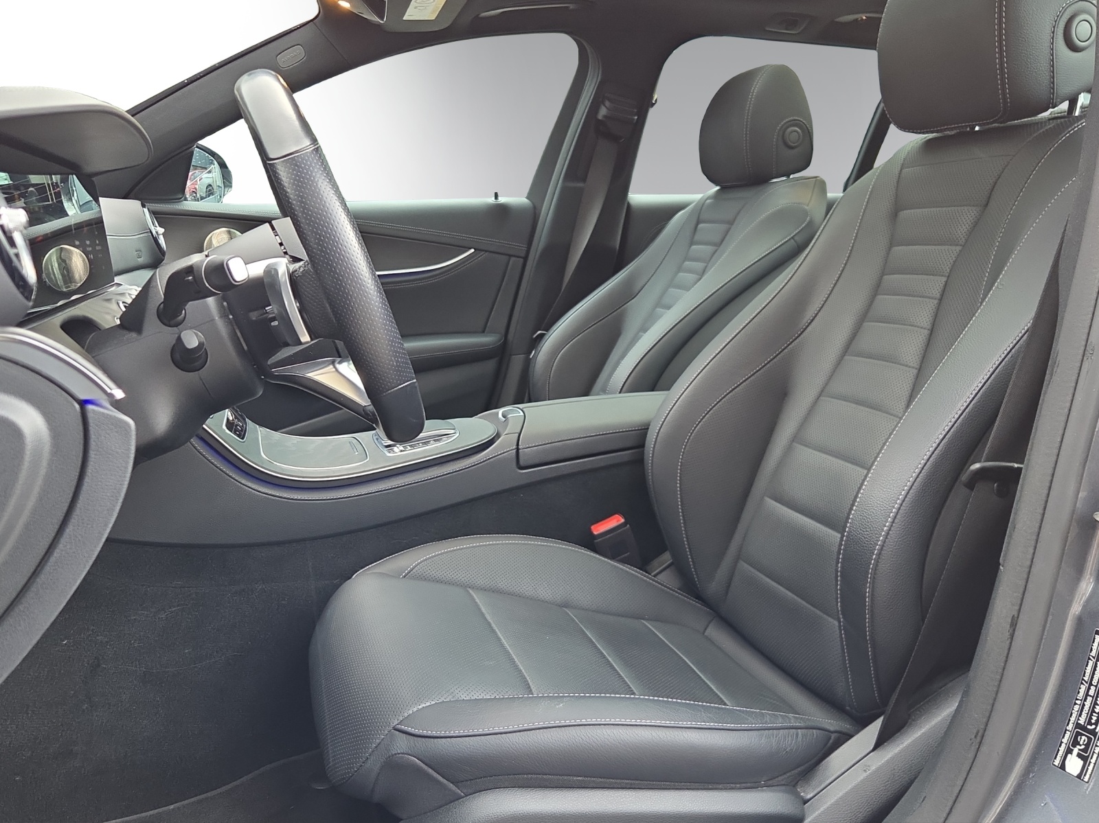 Image MERCEDES-BENZ E-220 E 220 d T AMG Line 9G-Tronic