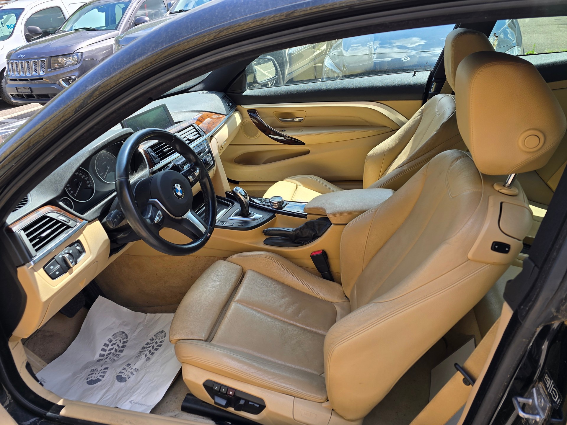 BMW 420i Coupé Sport Line Steptronic-image-11