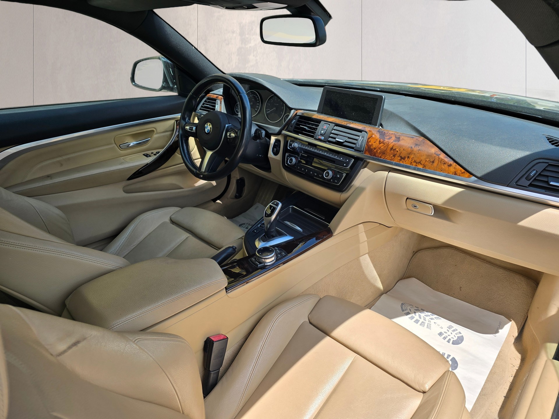 BMW 420i Coupé Sport Line Steptronic-image-10