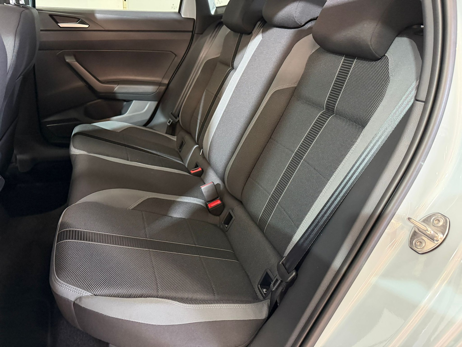 VW Polo 1.0 TSI Style Edition 50 DSG-image-9