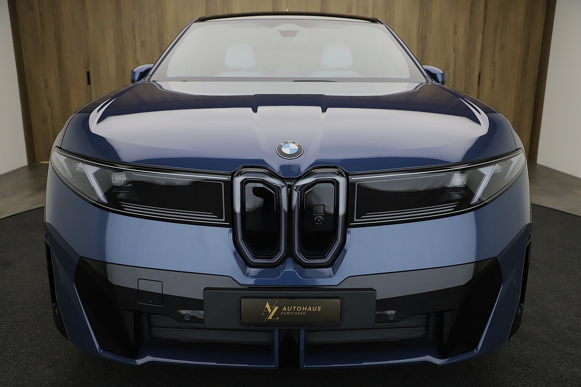 BMW iX3 50 xDrive M Sport-image-1