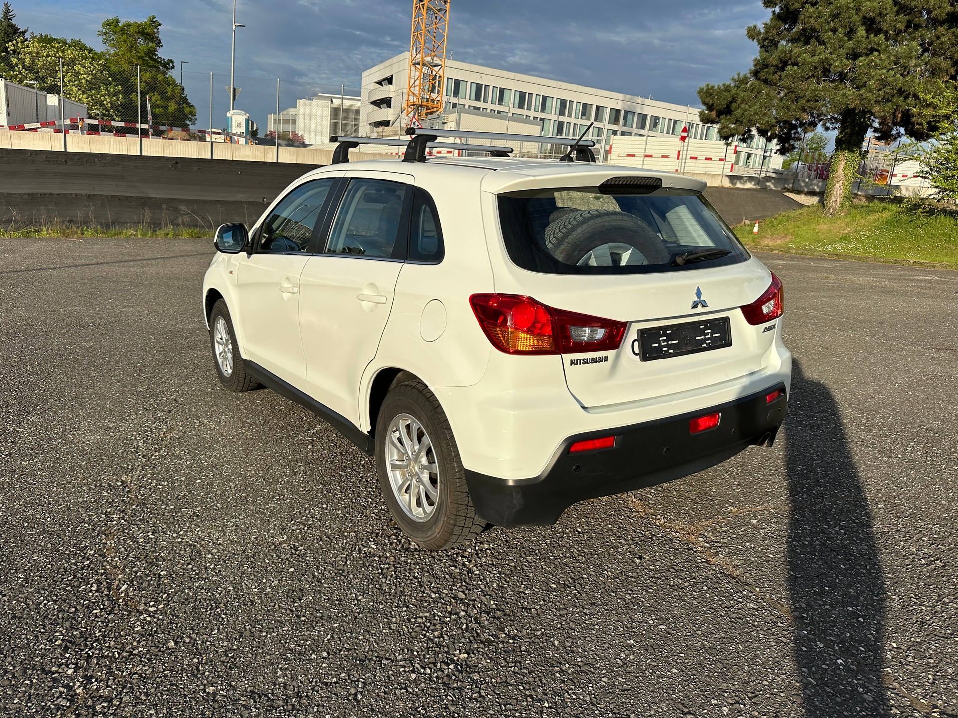 MITSUBISHI ASX 1.8 DID Intense 4WD-image-3