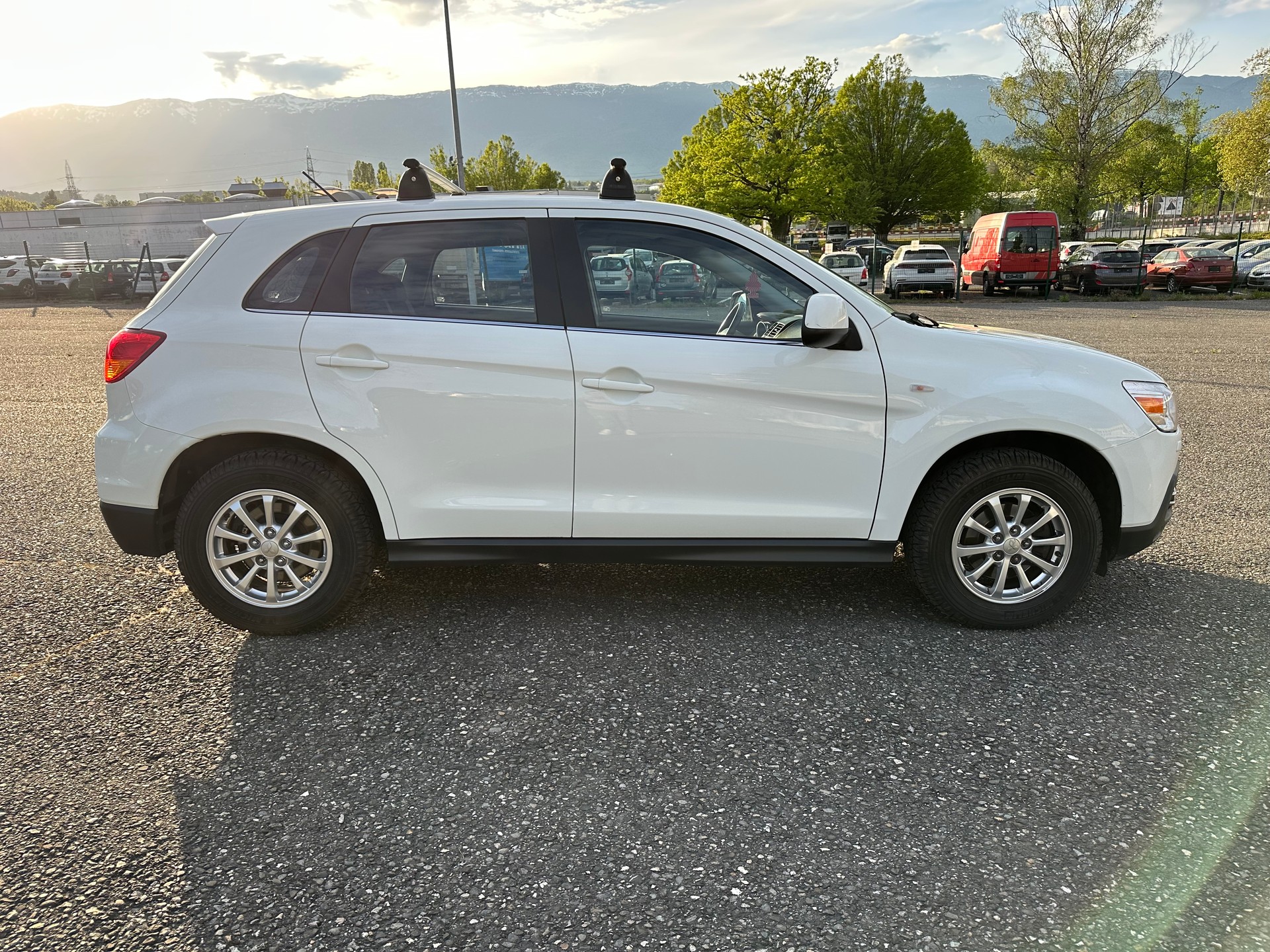 MITSUBISHI ASX 1.8 DID Intense 4WD-image-5
