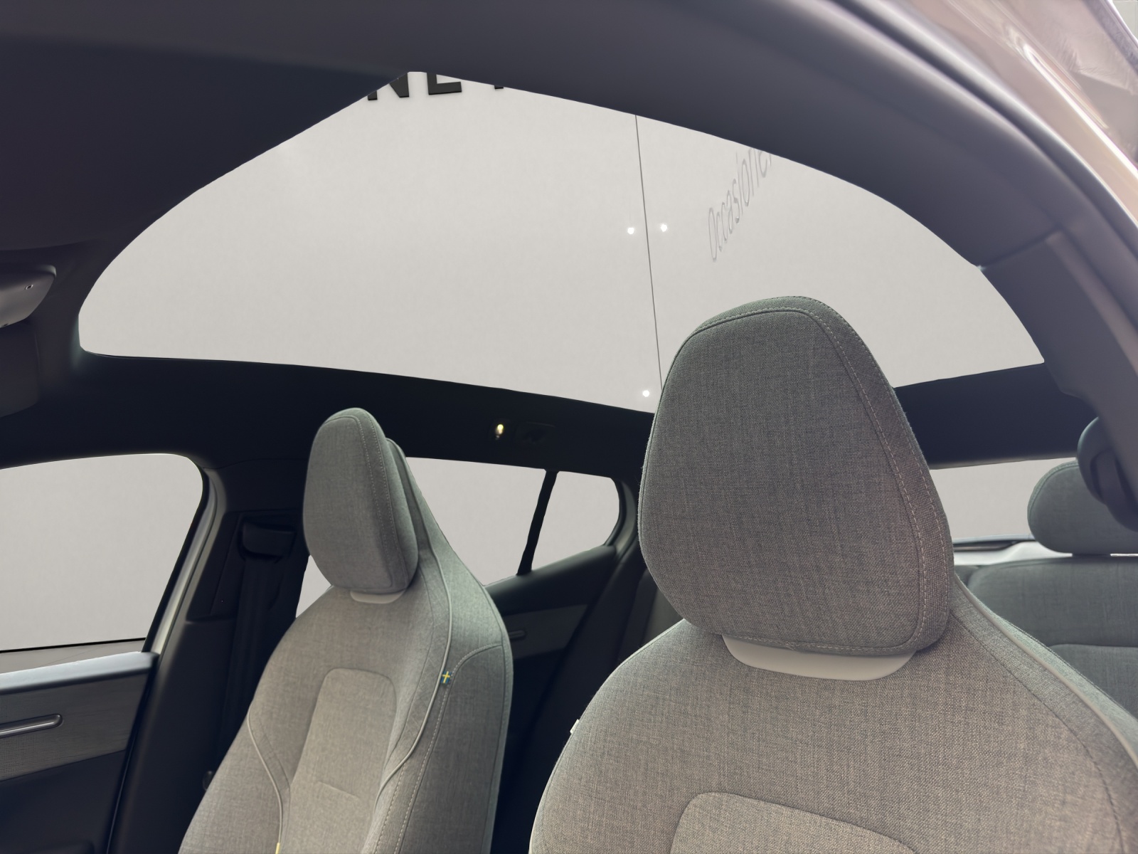 VOLVO EX30 E60 Twin Ultra Performance AWD-image-11