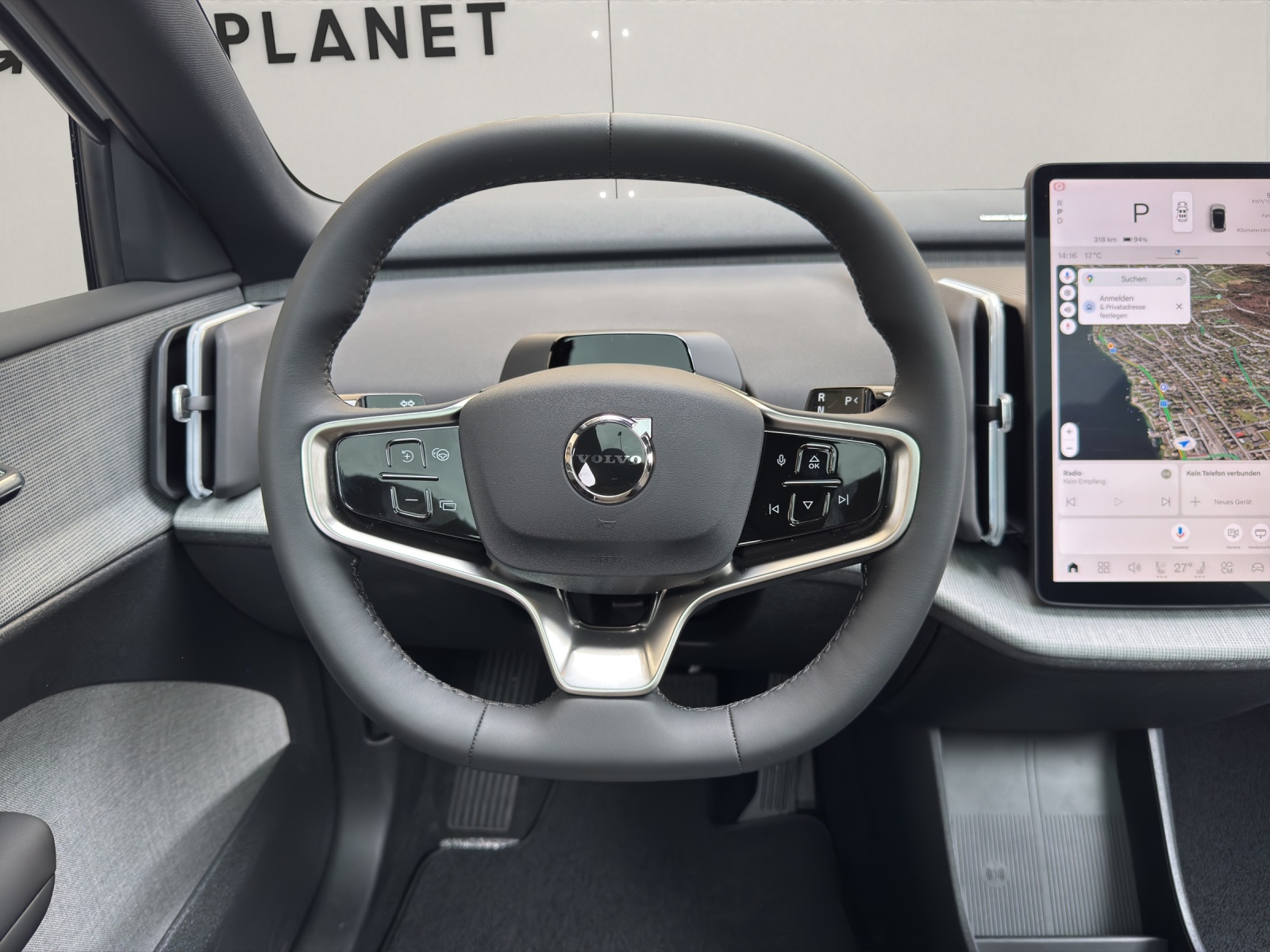 VOLVO EX30 E60 Twin Ultra Performance AWD-image-8
