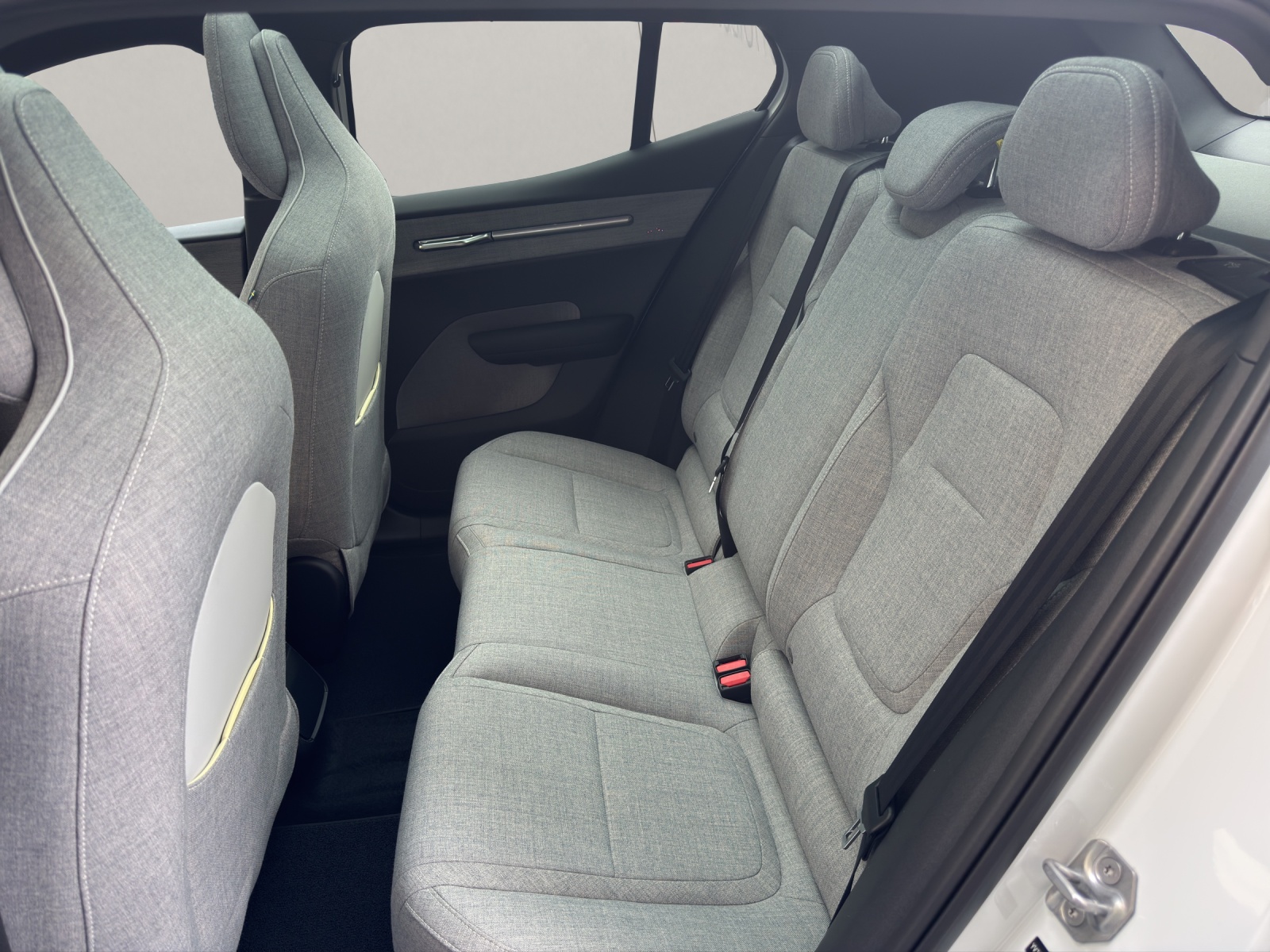 VOLVO EX30 E60 Twin Ultra Performance AWD-image-9