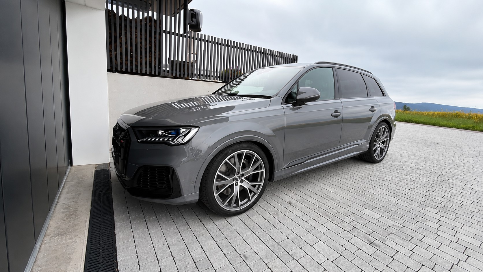 AUDI SQ7 4.0 TDI quattro tiptronic-image-0