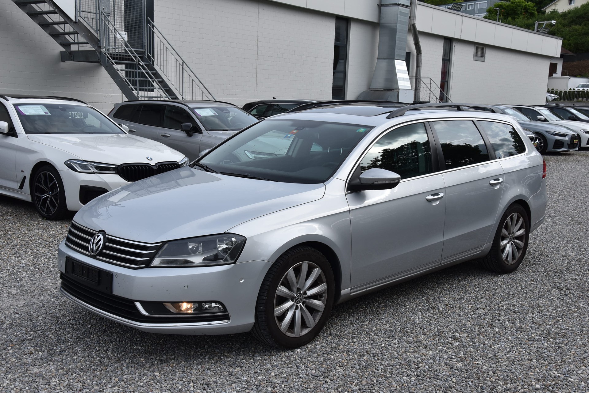 VW Passat Variant 2.0 TDI BMT Trendline-image-1