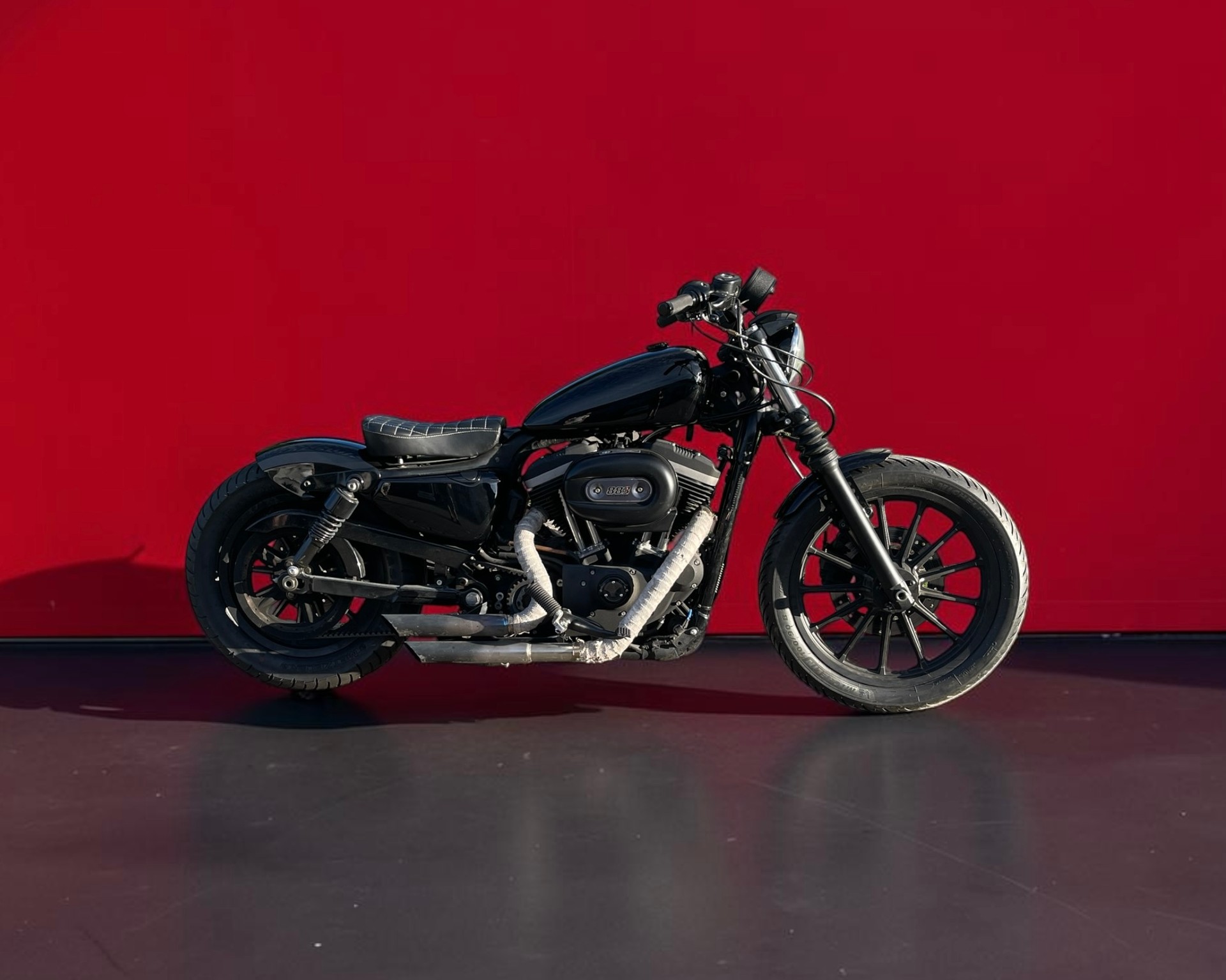 HARLEY-DAVIDSON XL 883 N Iron