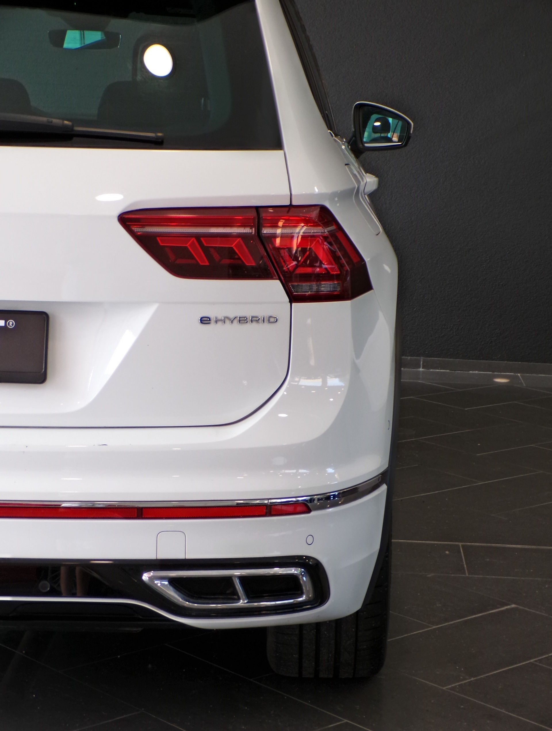 VW Tiguan 1.4TSI PHEV Selection DSG-image-8