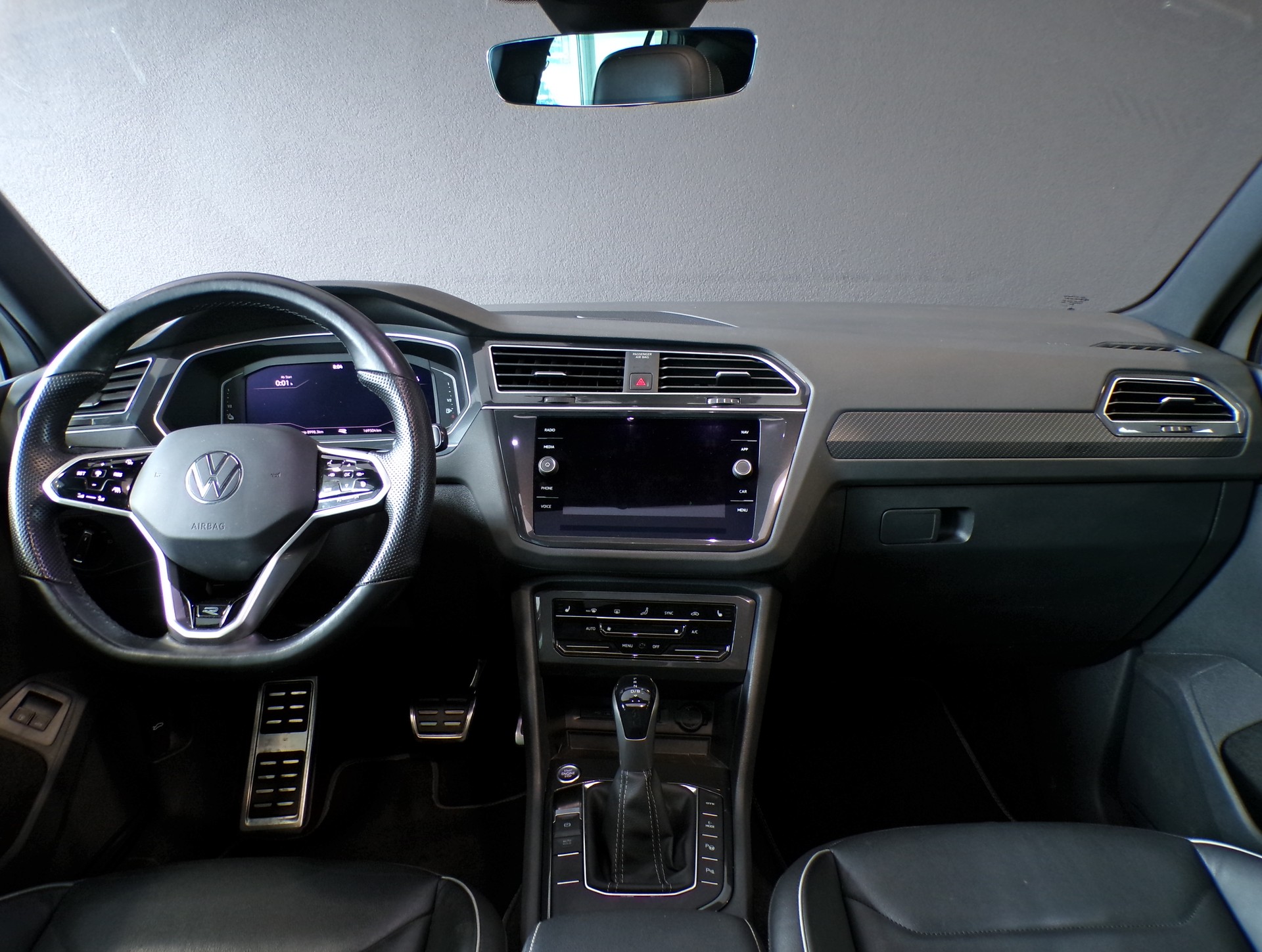 VW Tiguan 1.4TSI PHEV Selection DSG-image-11