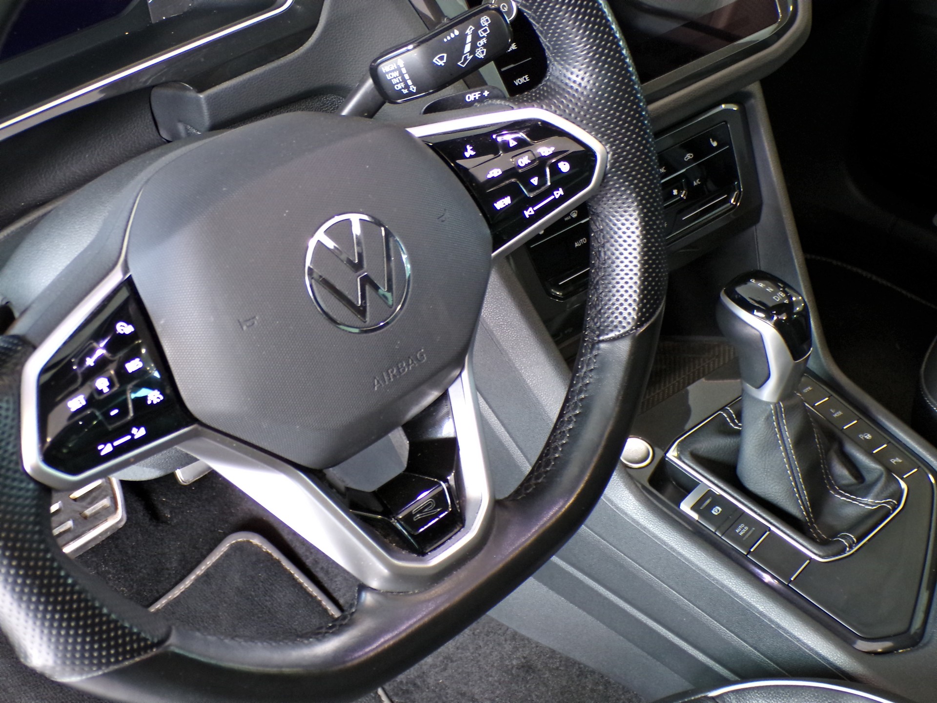 VW Tiguan 1.4TSI PHEV Selection DSG-image-13