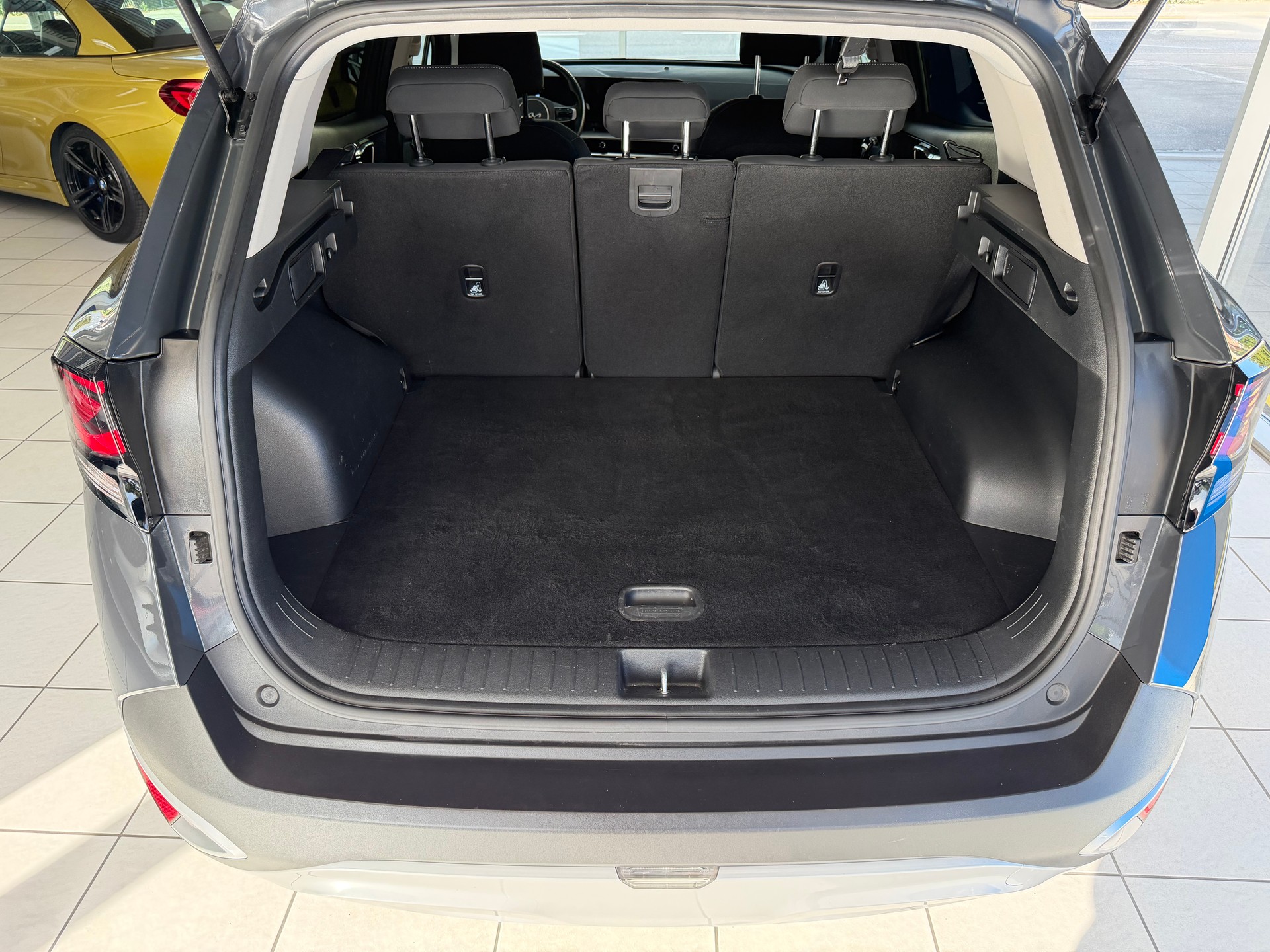 KIA Sportage 1.6T-GDi MHEV-image-9