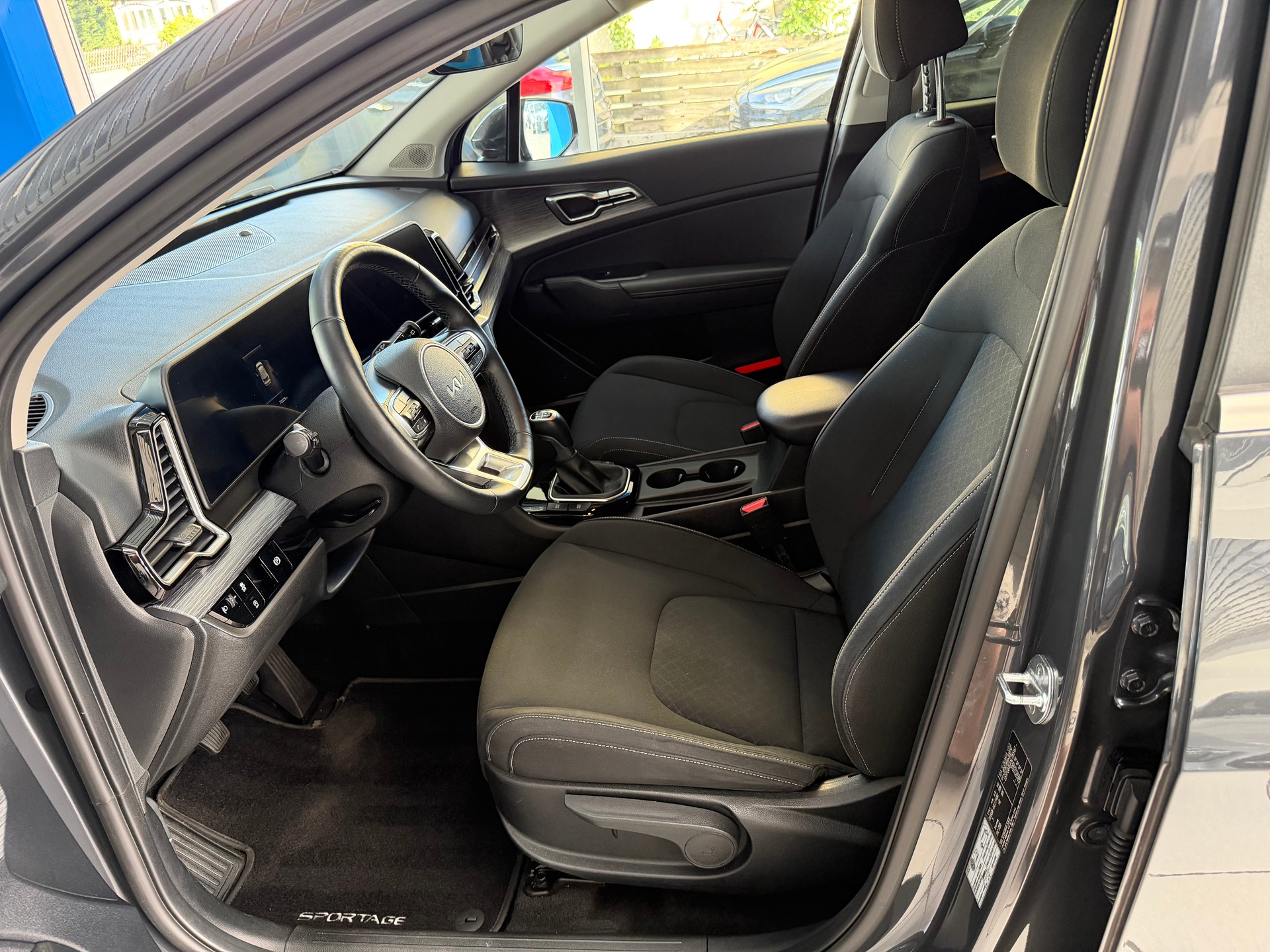 KIA Sportage 1.6T-GDi MHEV-image-11