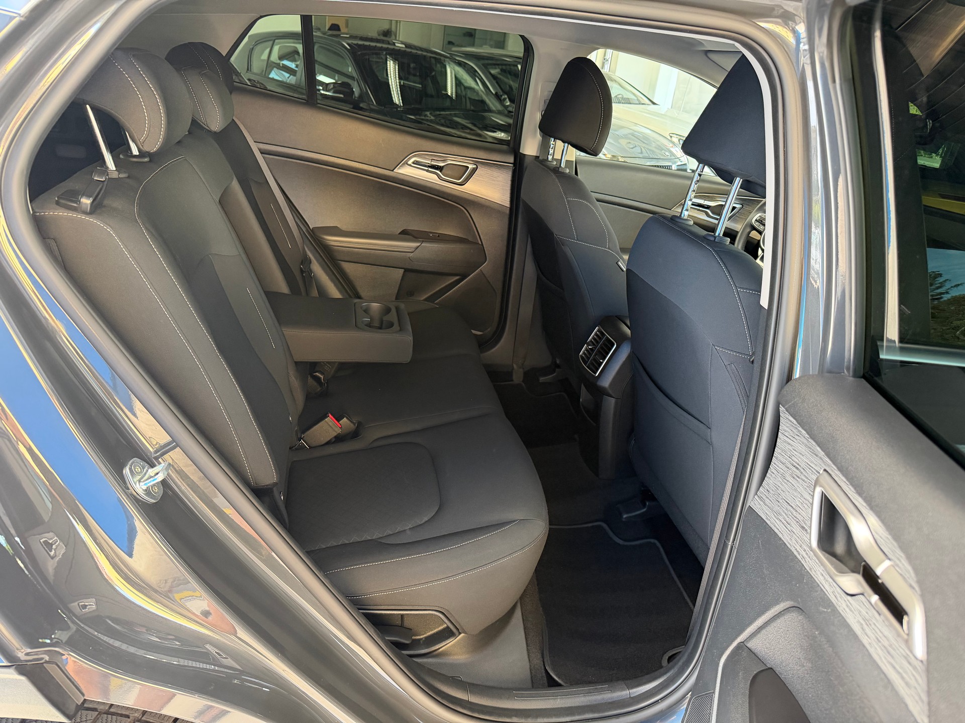 KIA Sportage 1.6T-GDi MHEV-image-17