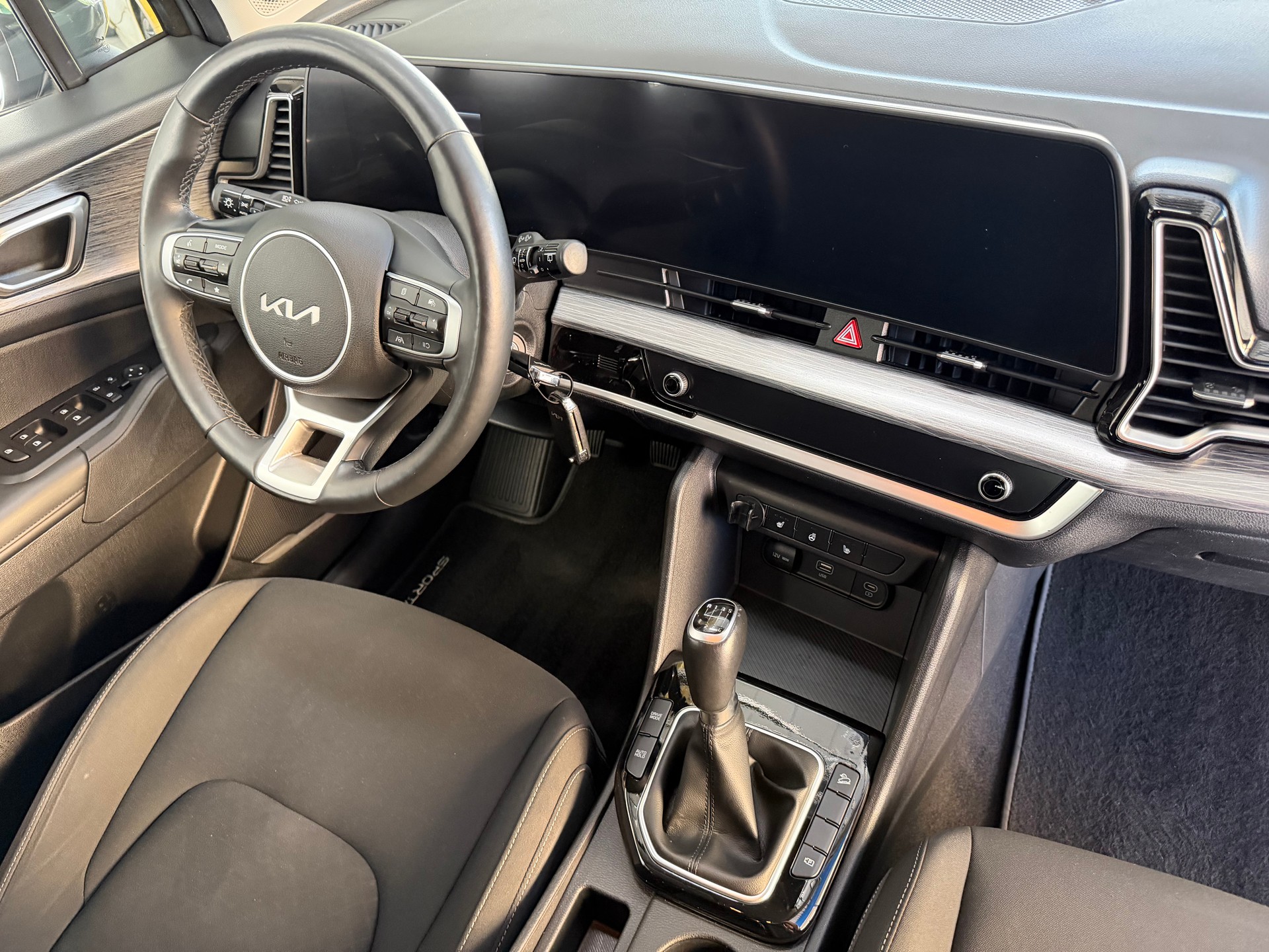 KIA Sportage 1.6T-GDi MHEV-image-15