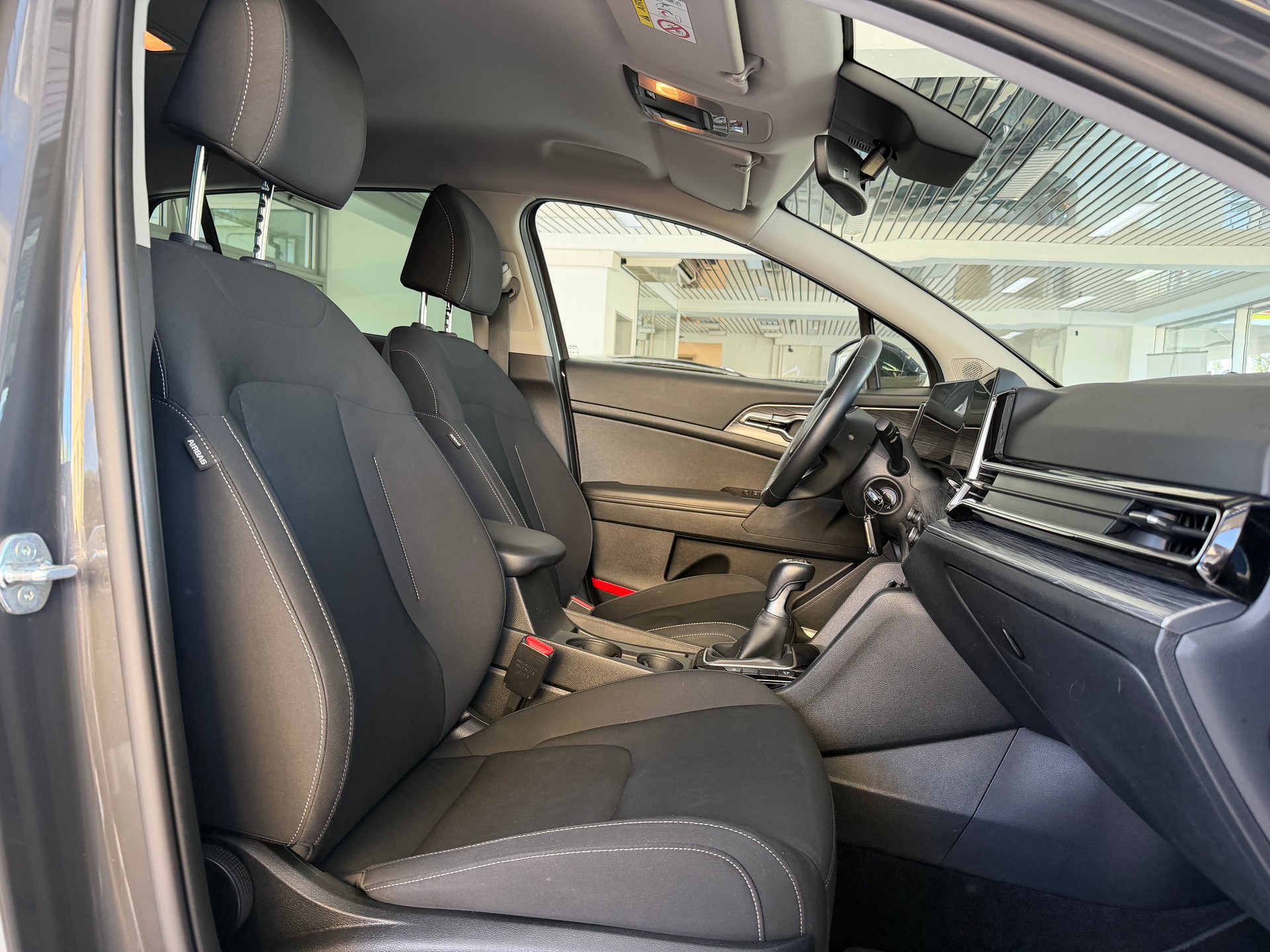 KIA Sportage 1.6T-GDi MHEV-image-16