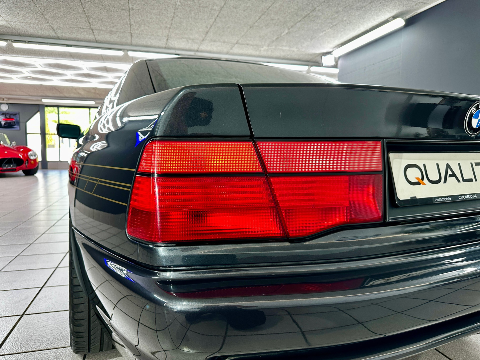 BMW ALPINA 850i A-image-6