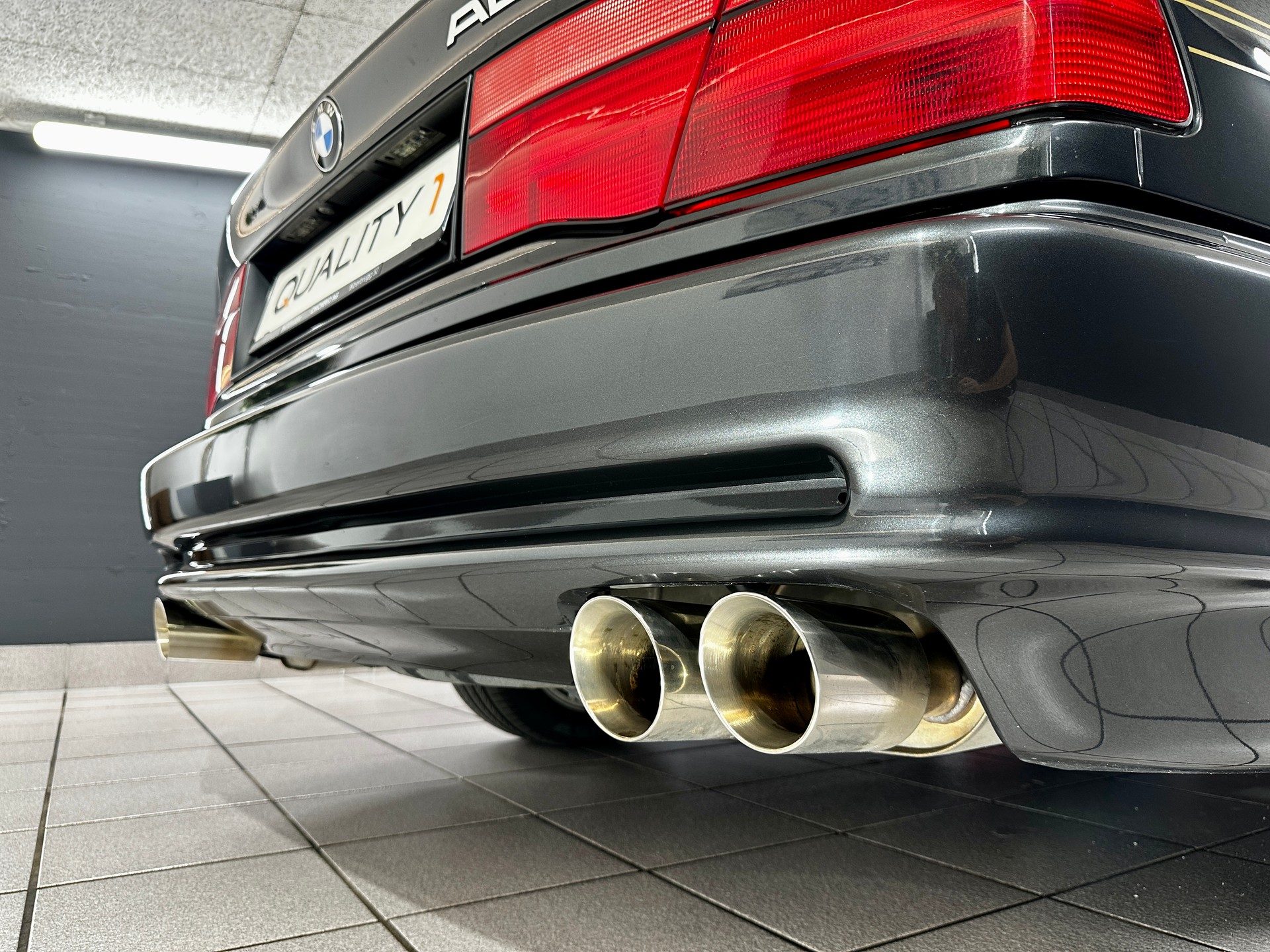 BMW ALPINA 850i A-image-4