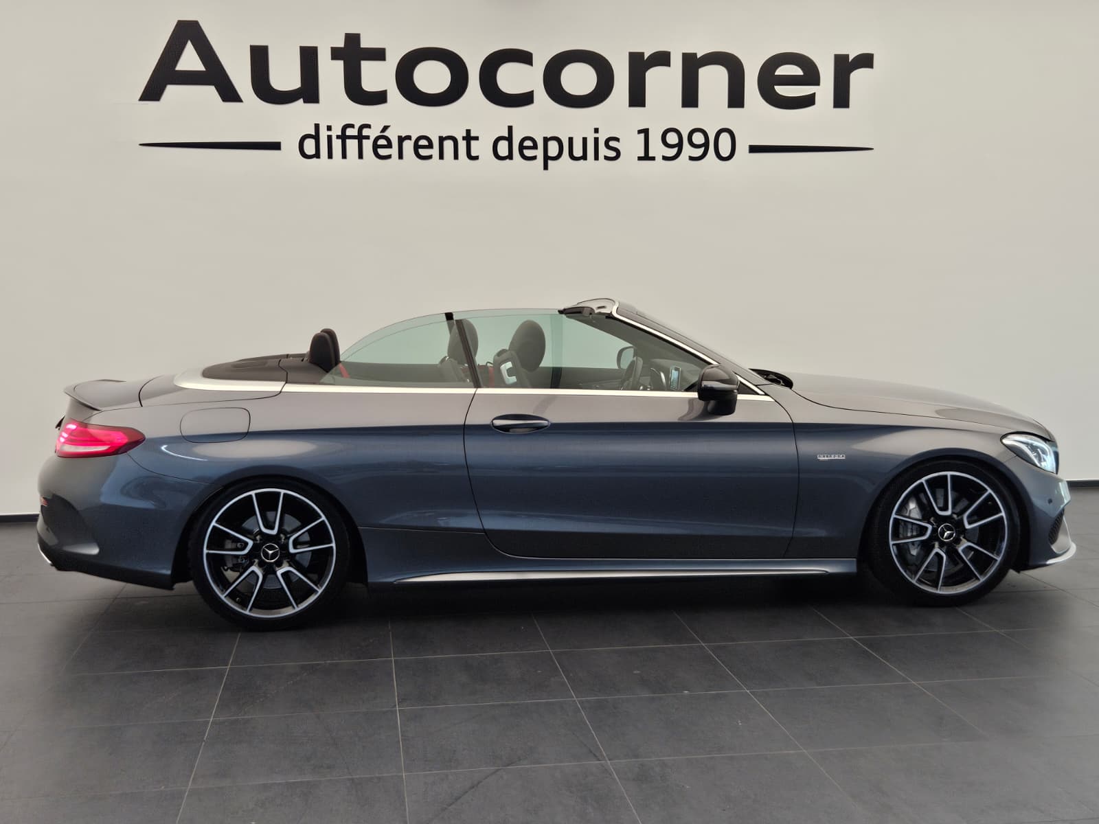 MERCEDES-BENZ C 43 Cabriolet AMG 4Matic 9G-Tronic-image-5
