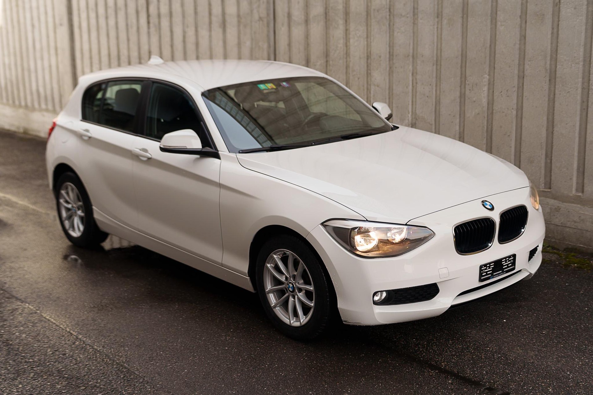 BMW 116i *frisch ab MFK 04.2026*-image-0