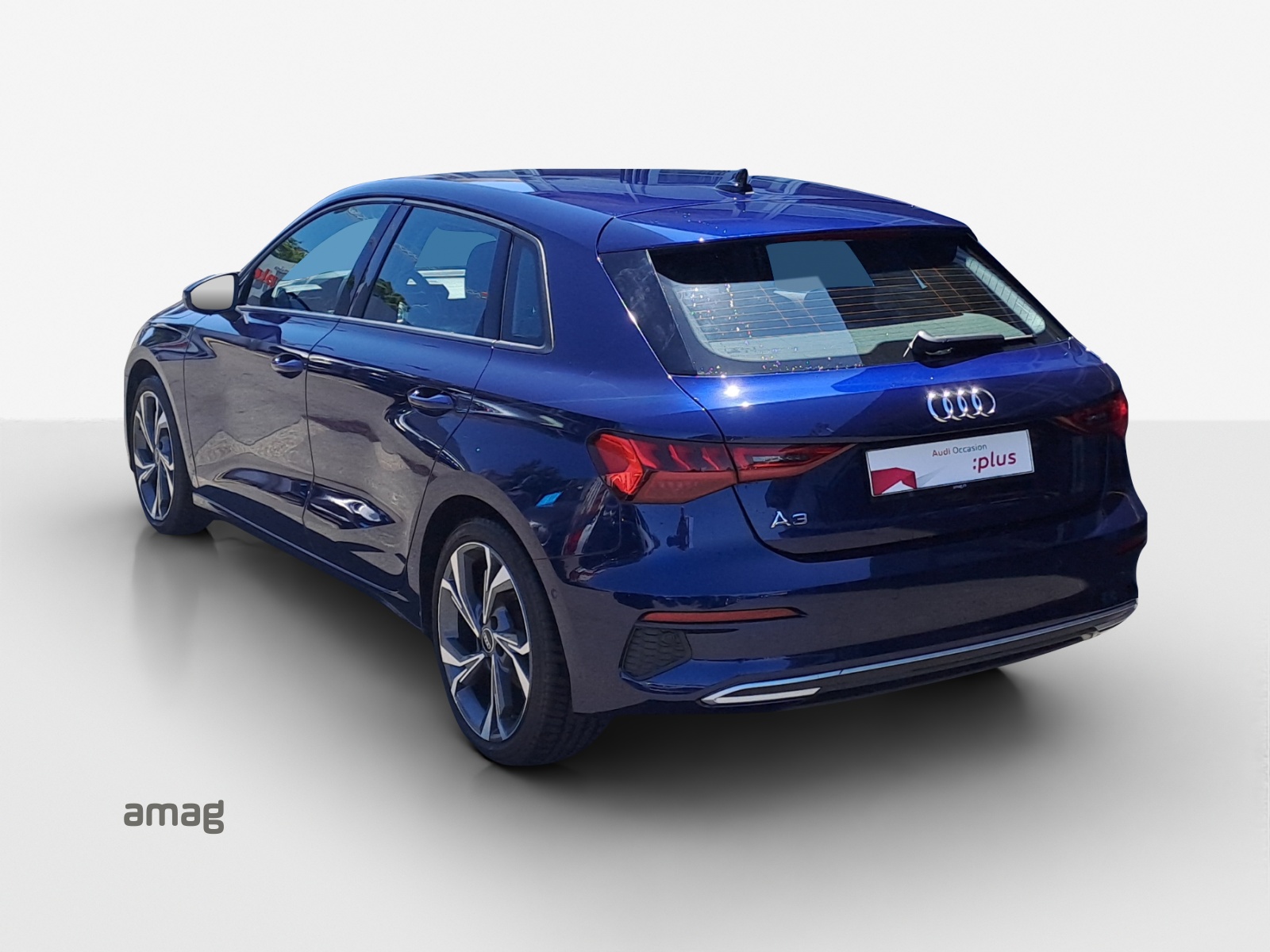 AUDI A3 Sportback 35 TFSI advanced Attraction S-tronic-image-2