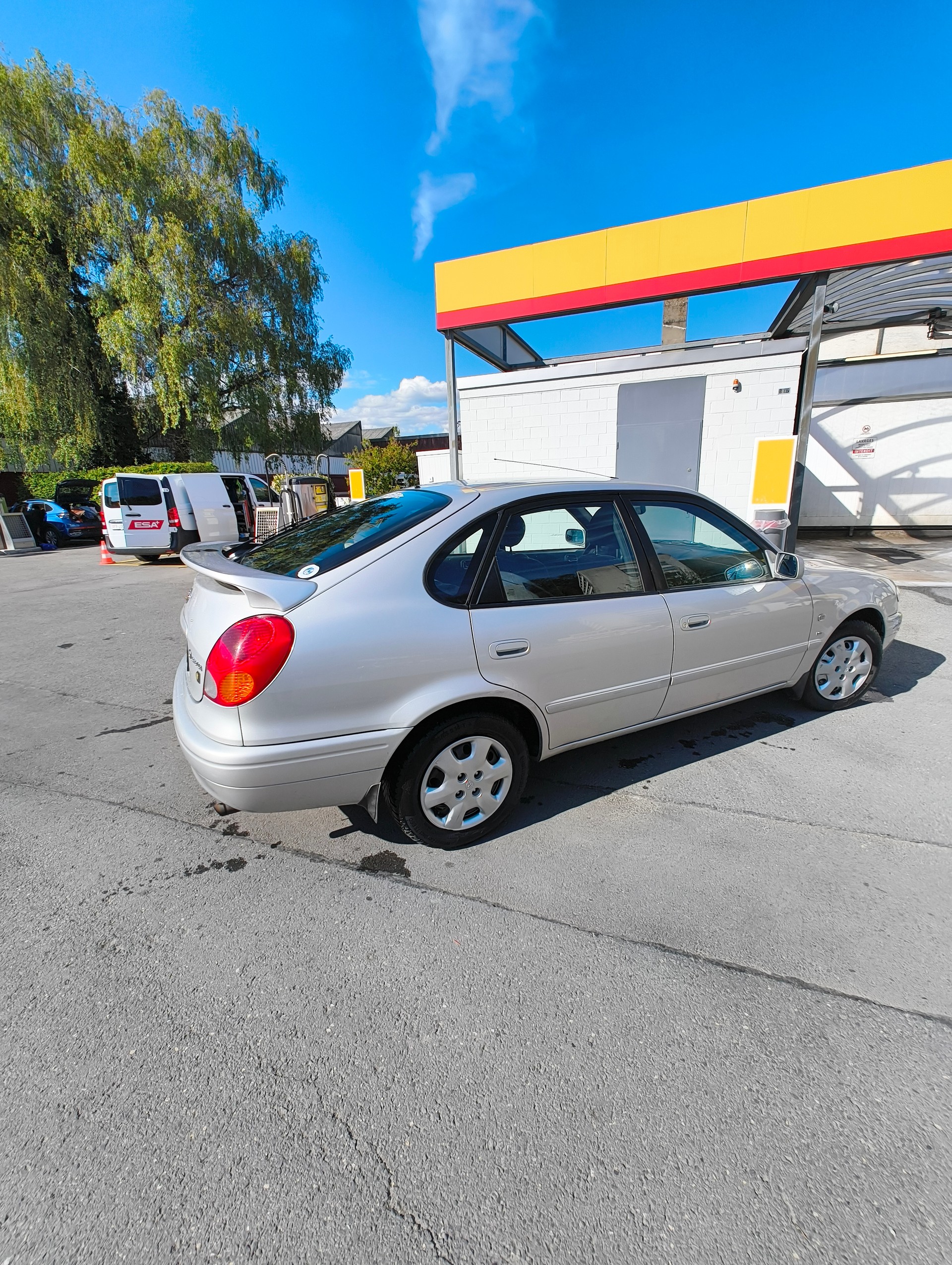 TOYOTA Corolla 1.6l Linea sol-image-1