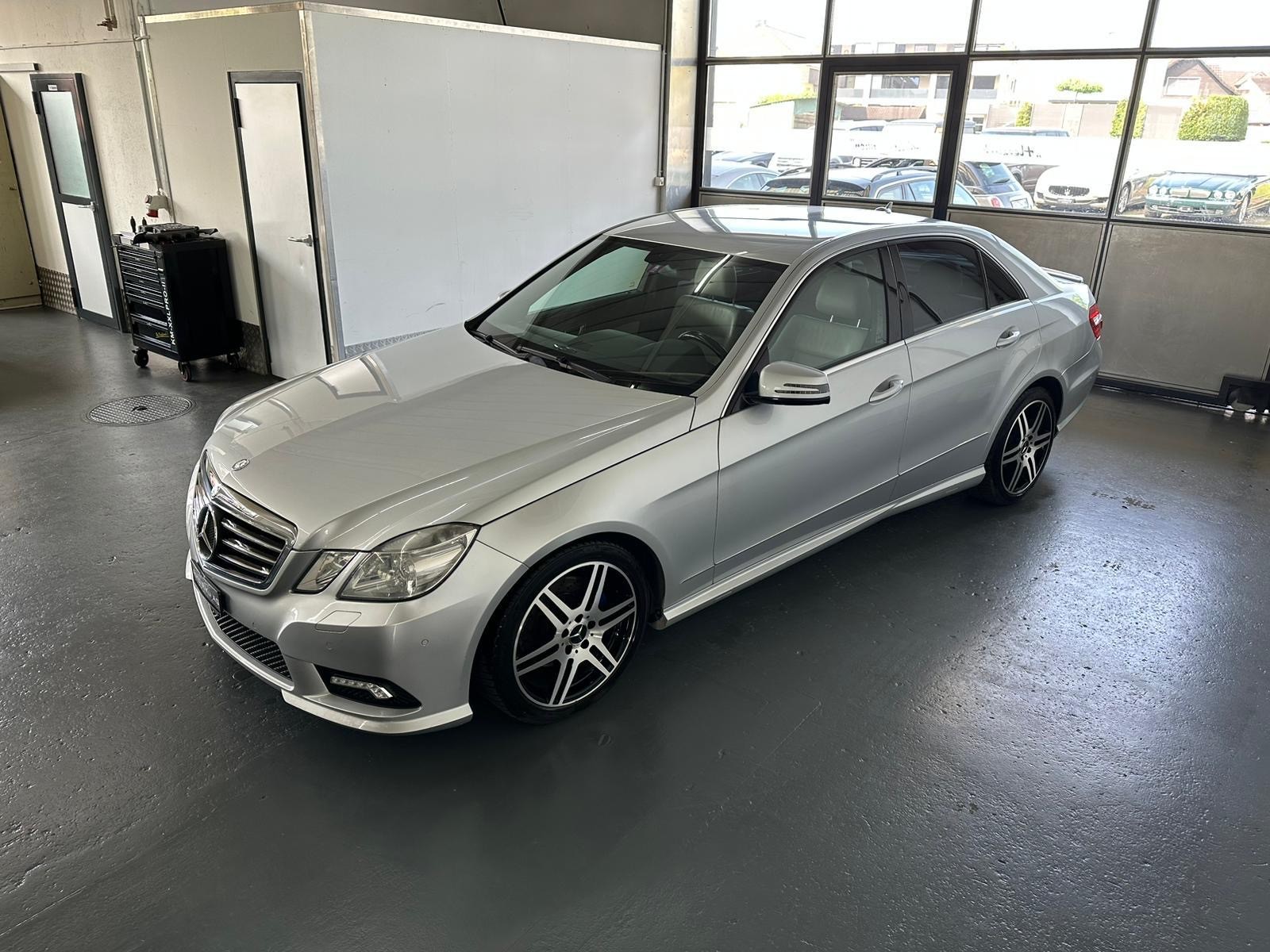 MERCEDES-BENZ E 350 CGI BlueEfficiency Avantgarde 7G-Tronic-image-3