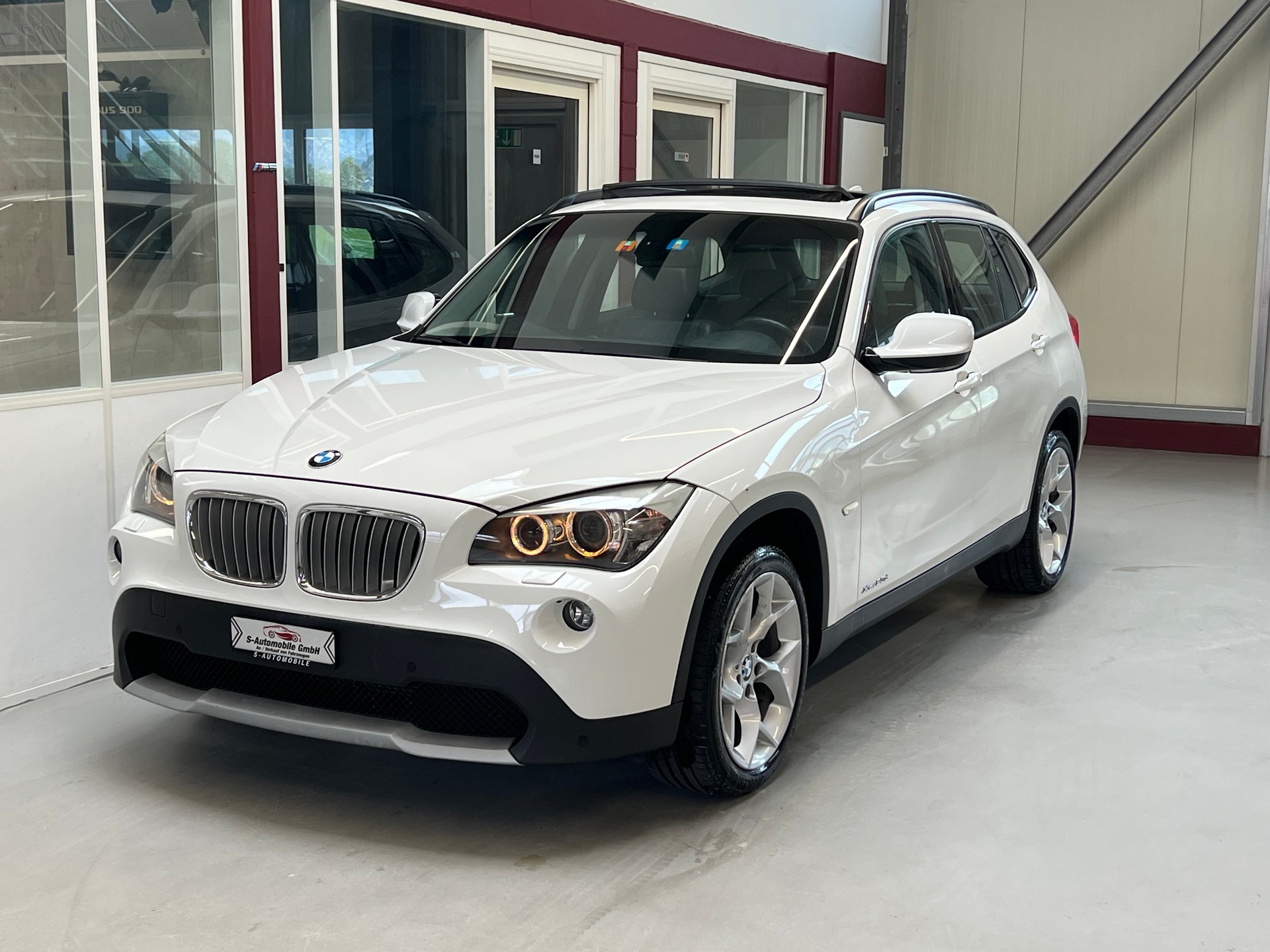 BMW X1 xDrive 23d Steptronic-image-2