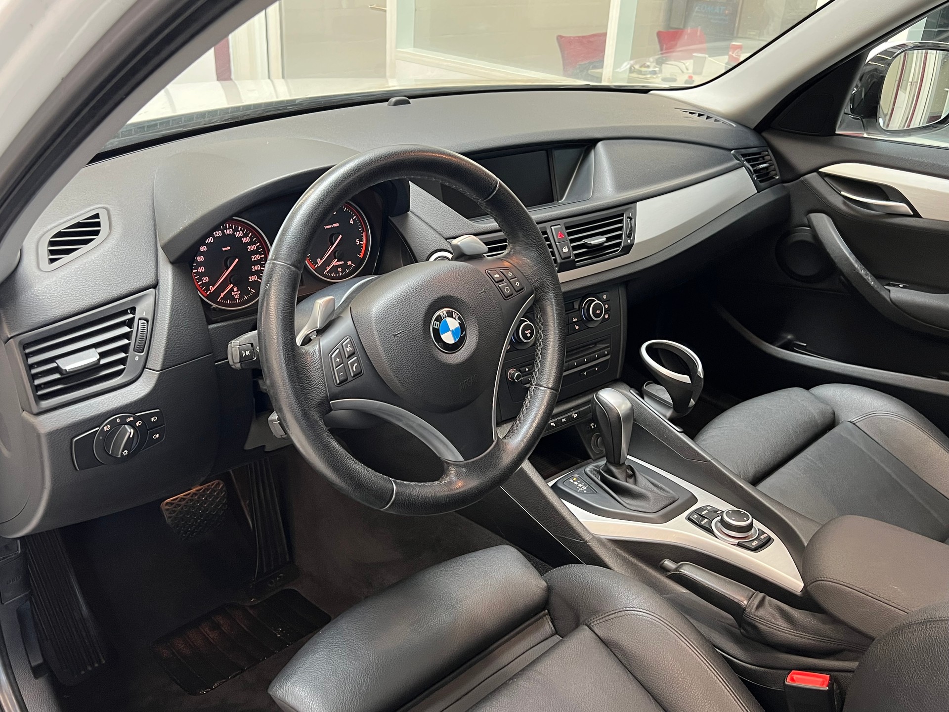 BMW X1 xDrive 23d Steptronic-image-10
