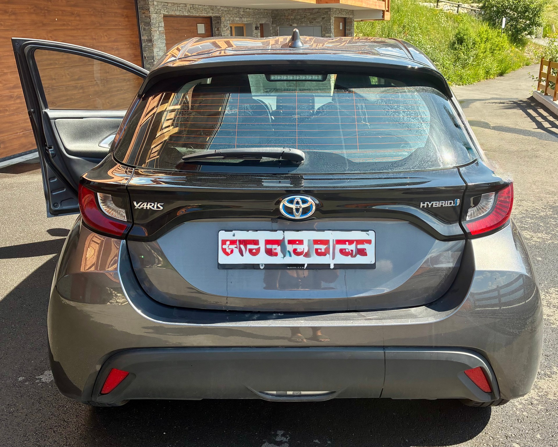 TOYOTA 1.5 VVT-i HSD Trend-image-2