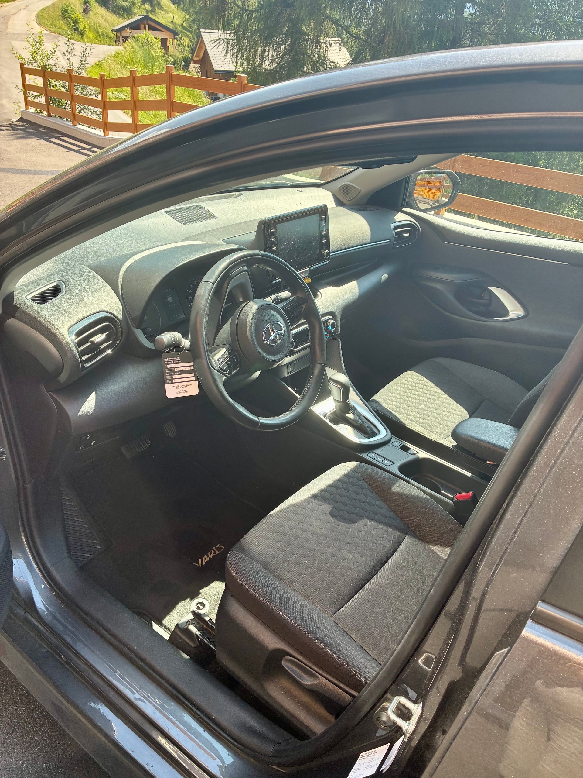 TOYOTA 1.5 VVT-i HSD Trend-image-3