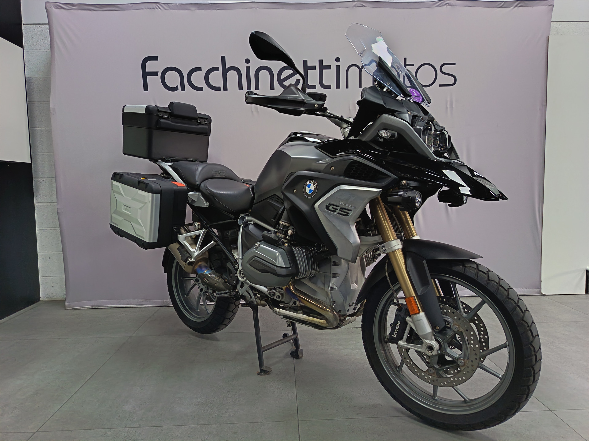 BMW R 1200 GS-showroom-element-1