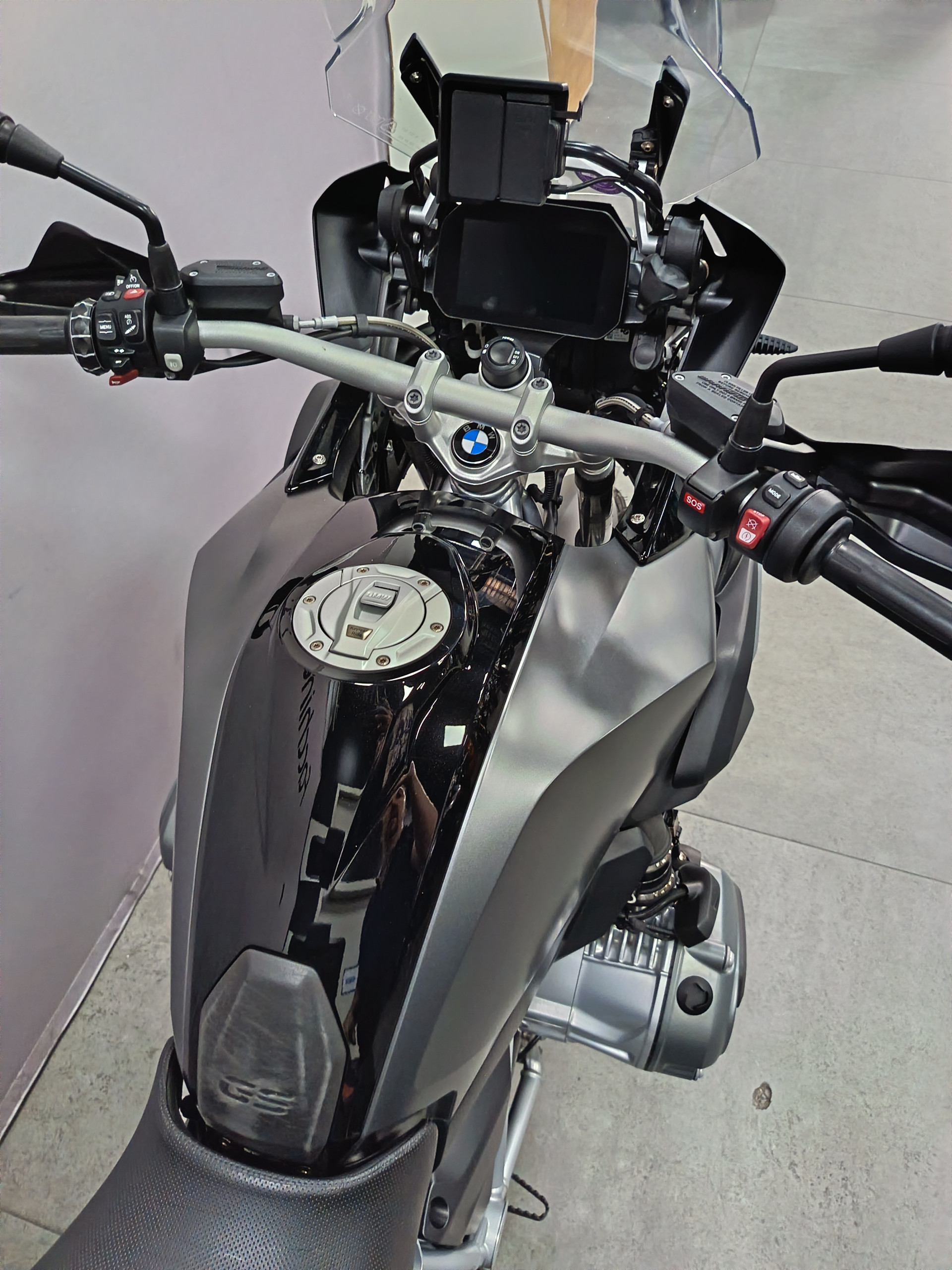 BMW R 1200 GS-image-4
