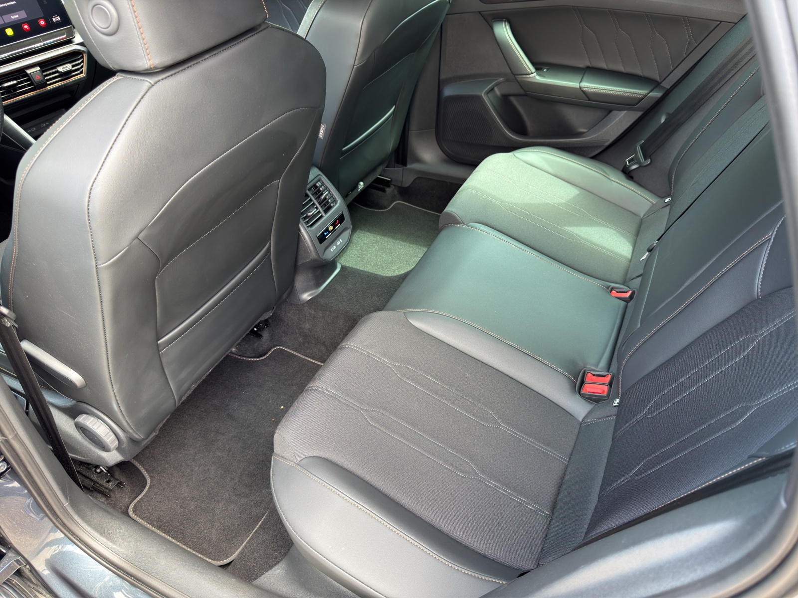 CUPRA Formentor 2.0TSI 4Drive Inicio DSG-image-11