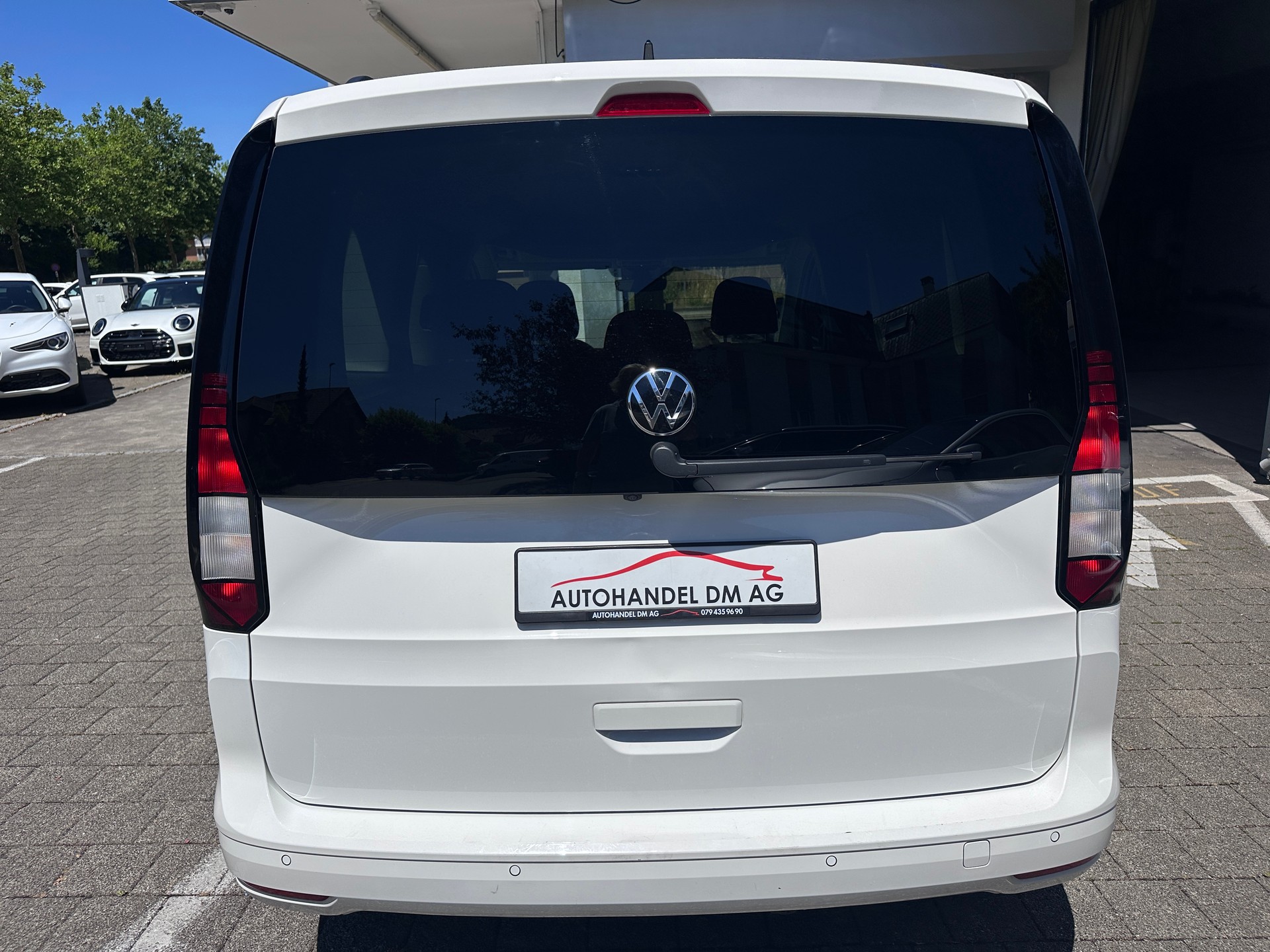 VW Caddy 2.0 TDI Liberty DSG-image-4