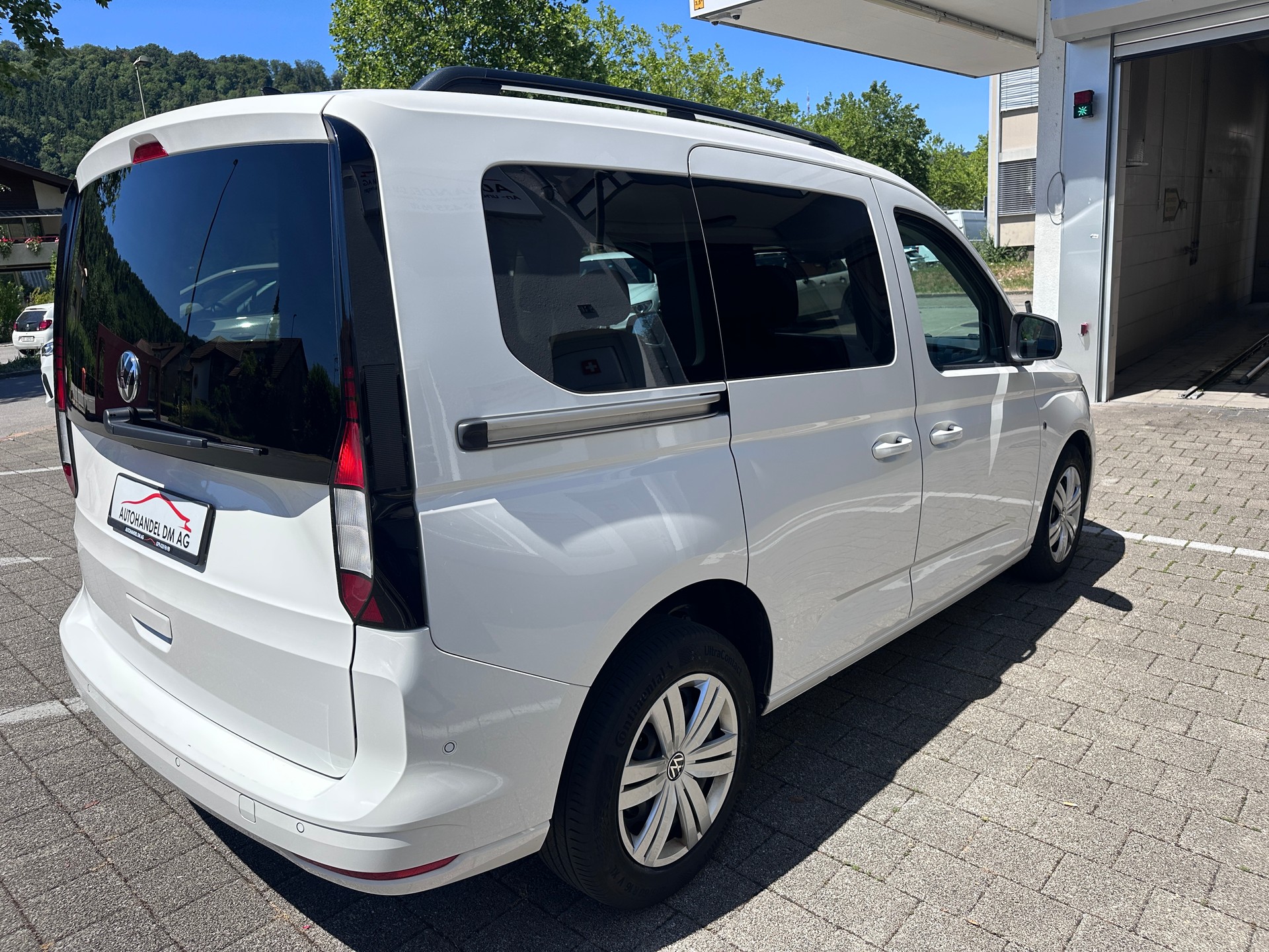 VW Caddy 2.0 TDI Liberty DSG-image-5