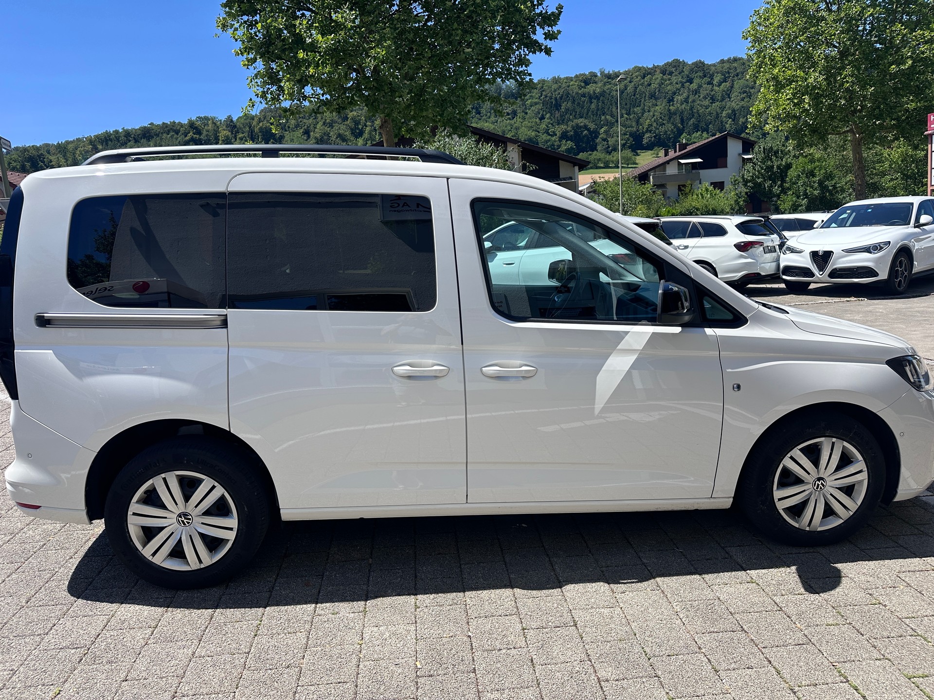 VW Caddy 2.0 TDI Liberty DSG-image-6