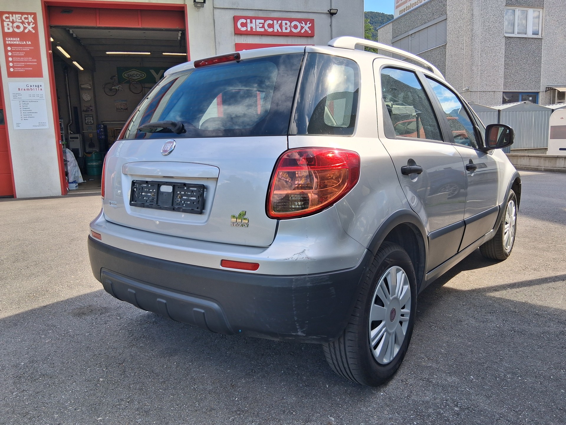FIAT Sedici 1.6 4WD Dynamic-image-5